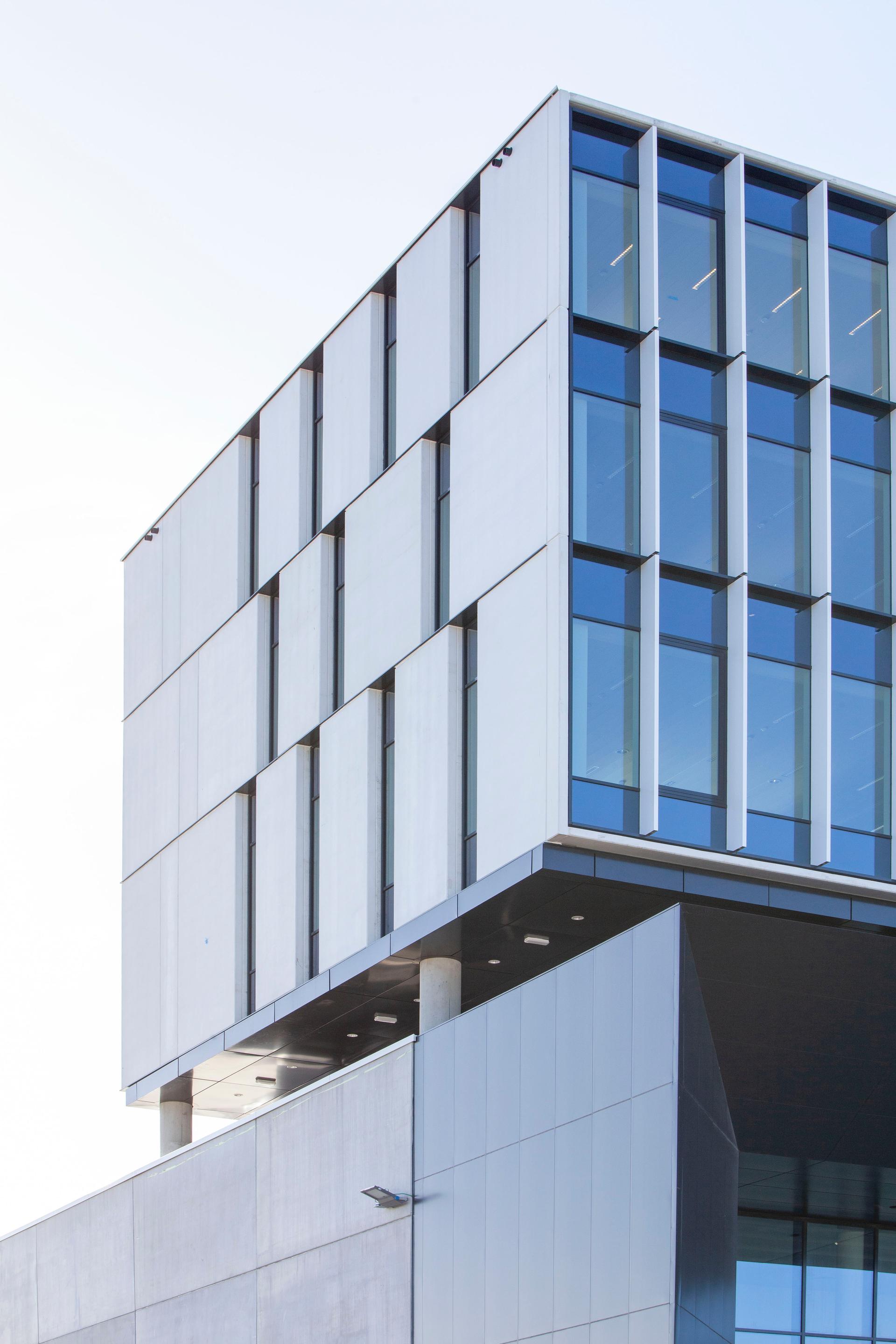 Brucargo West - image 7