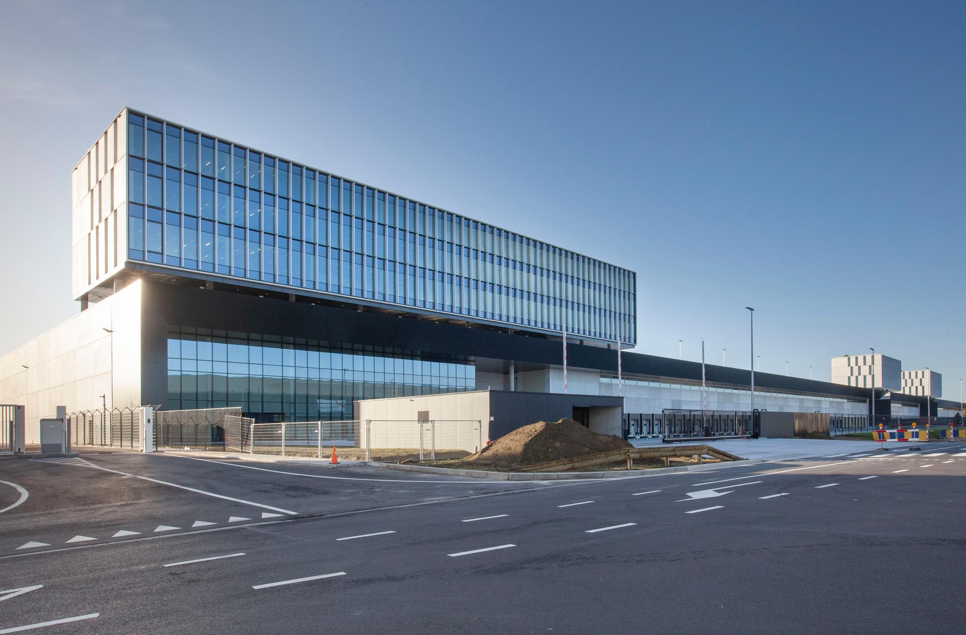 Brucargo West - image 8