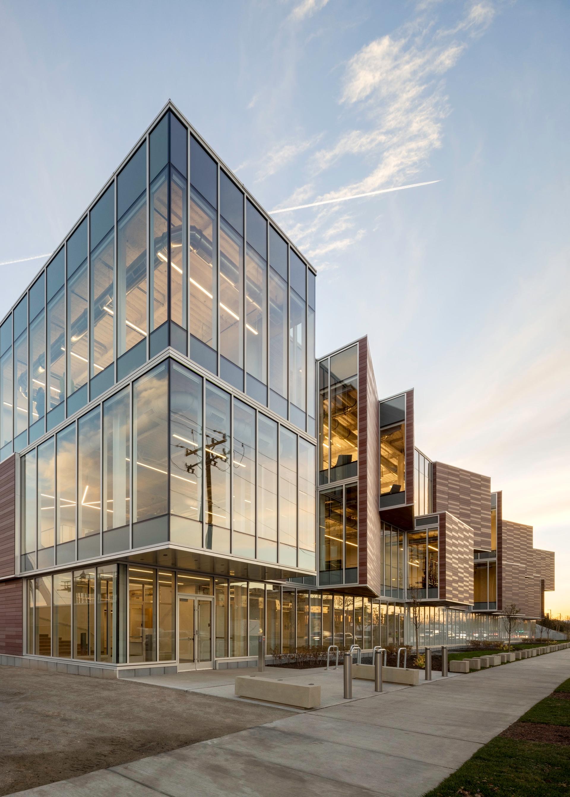 Chicago Joint Public Safety Training Center - image 5