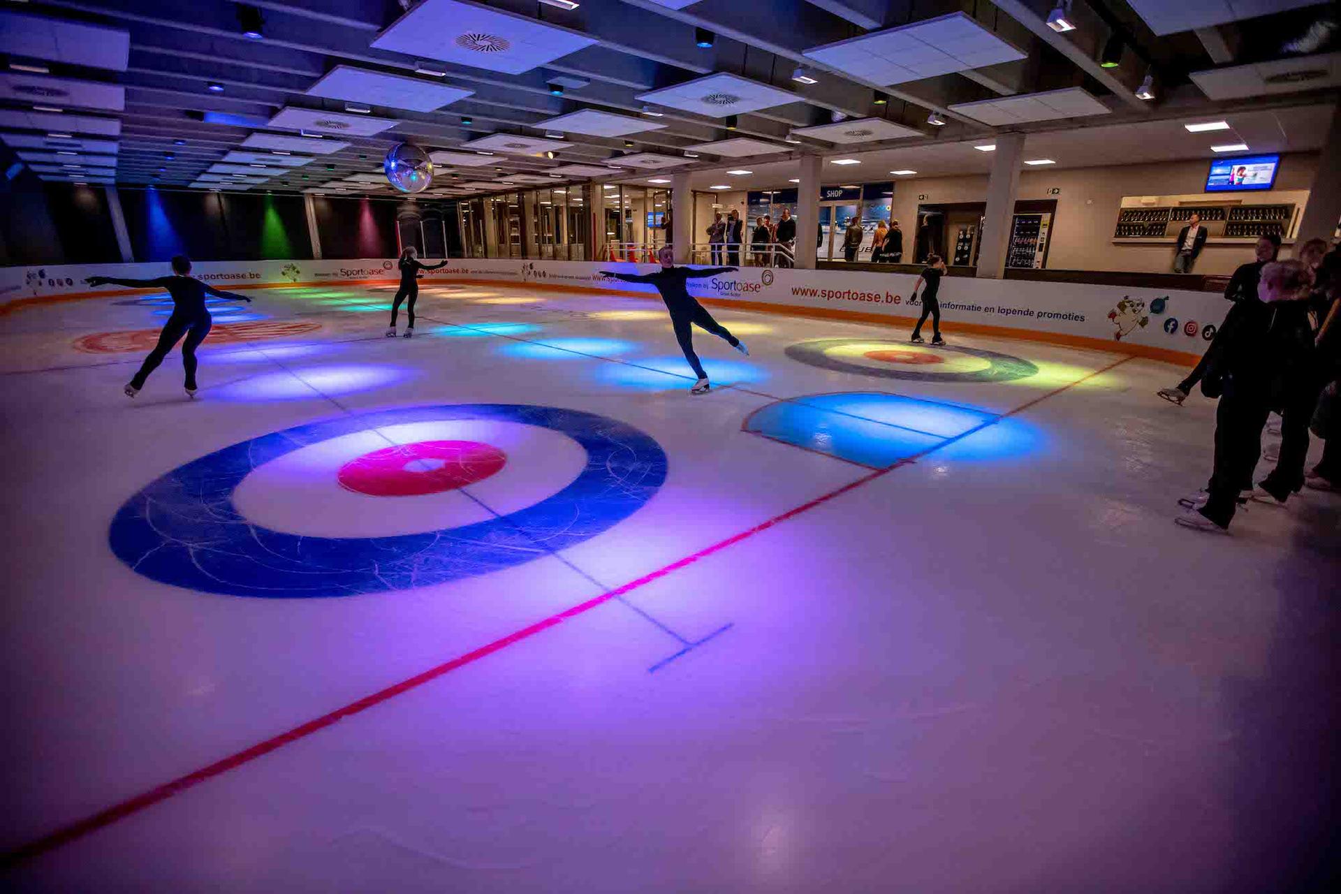 Sports centre Sportoase Groot Schijn, Deurne Belgium - image 4