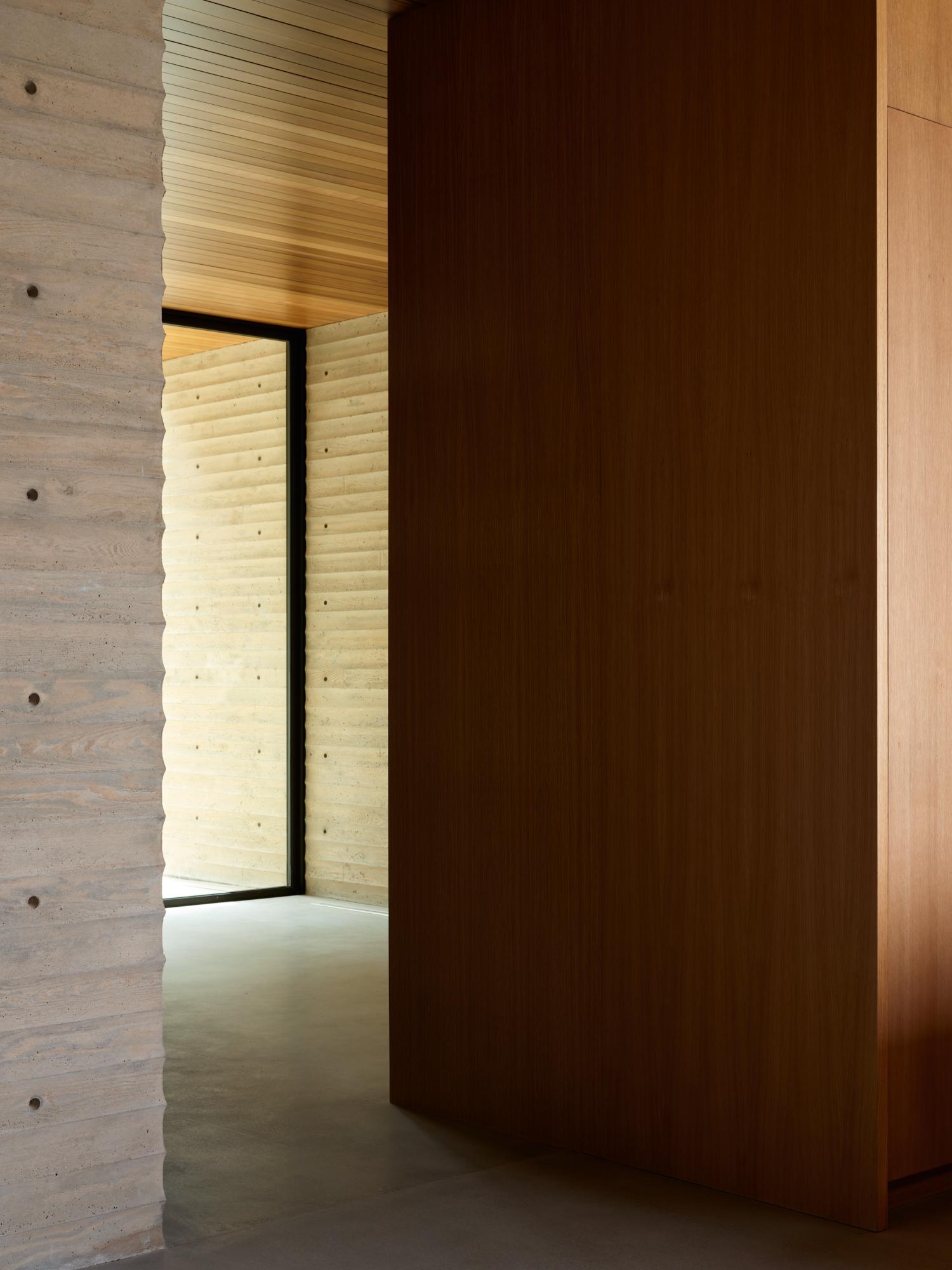SC Residence - image 9