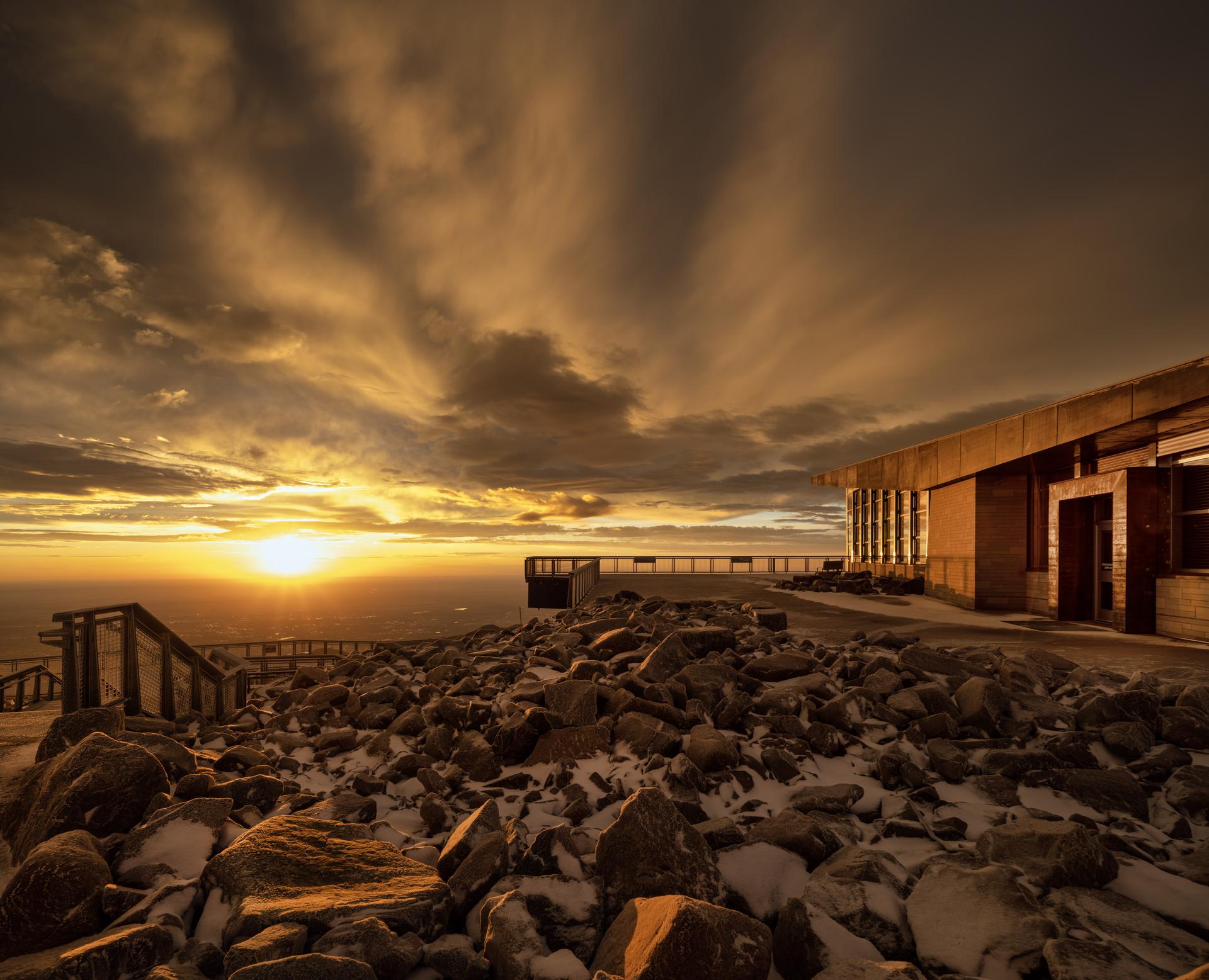 Pikes Peak Summit Visitor Center - image 7