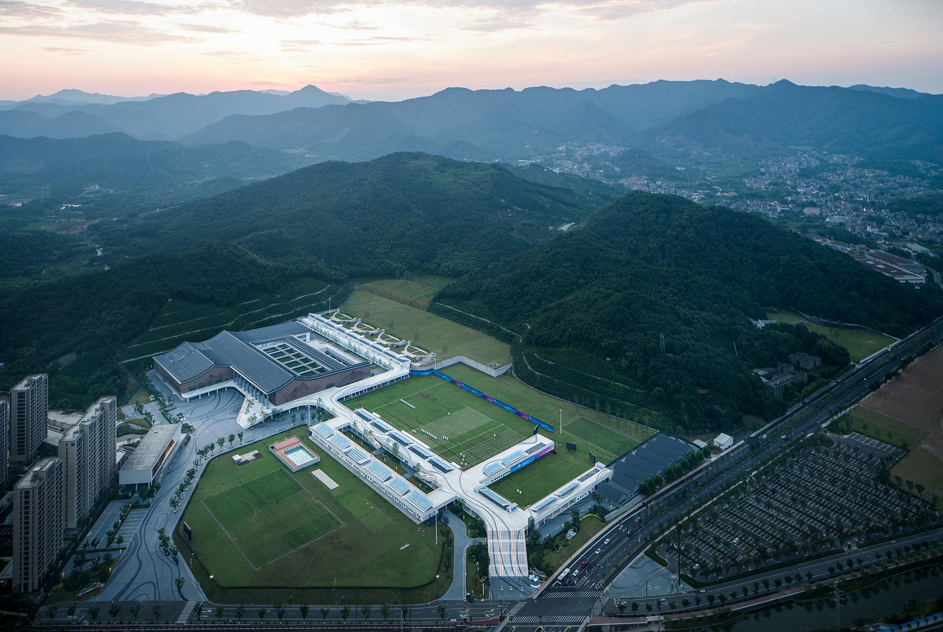 Fuyang Yinhu Sports Center - image 4