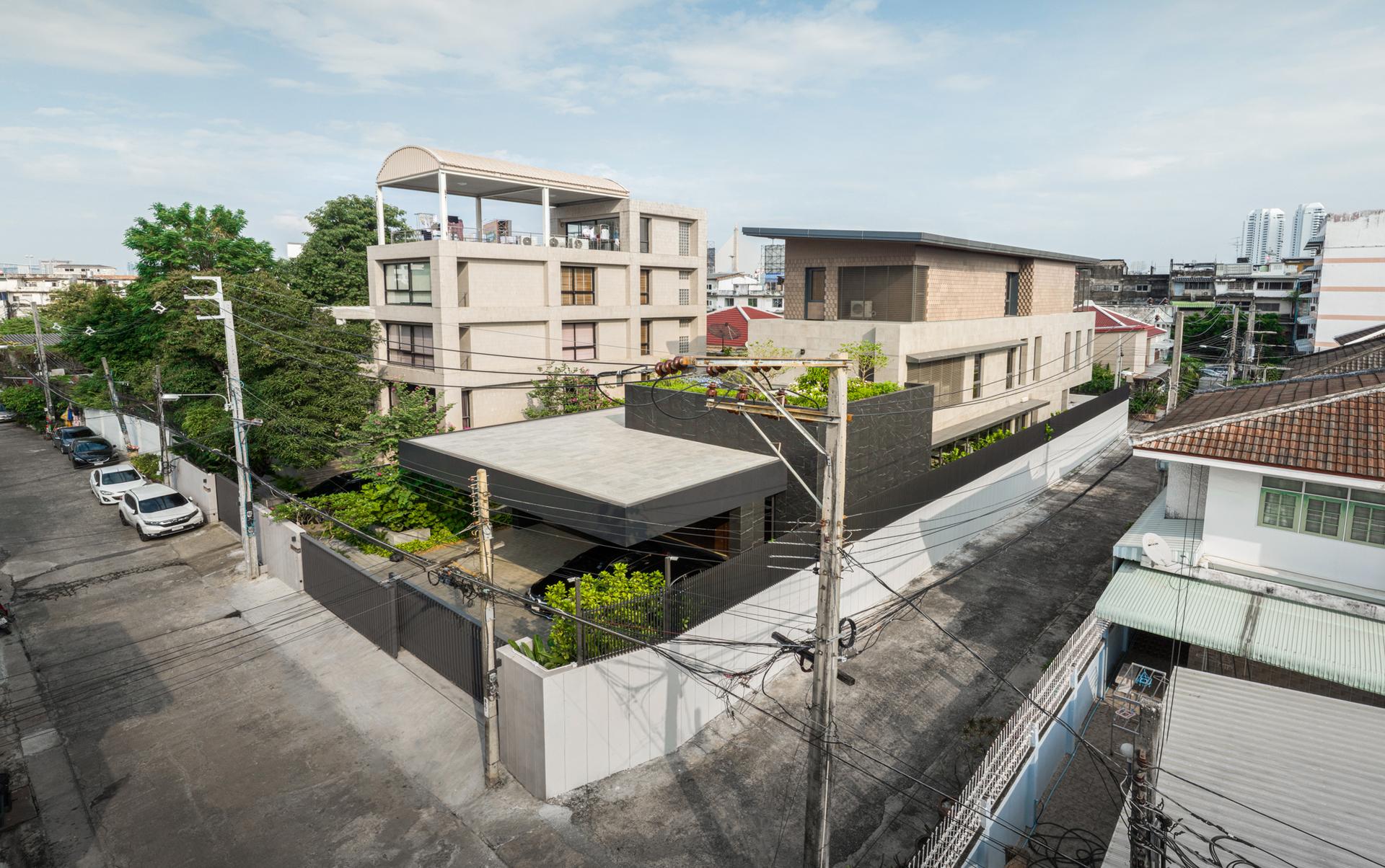 Monow House