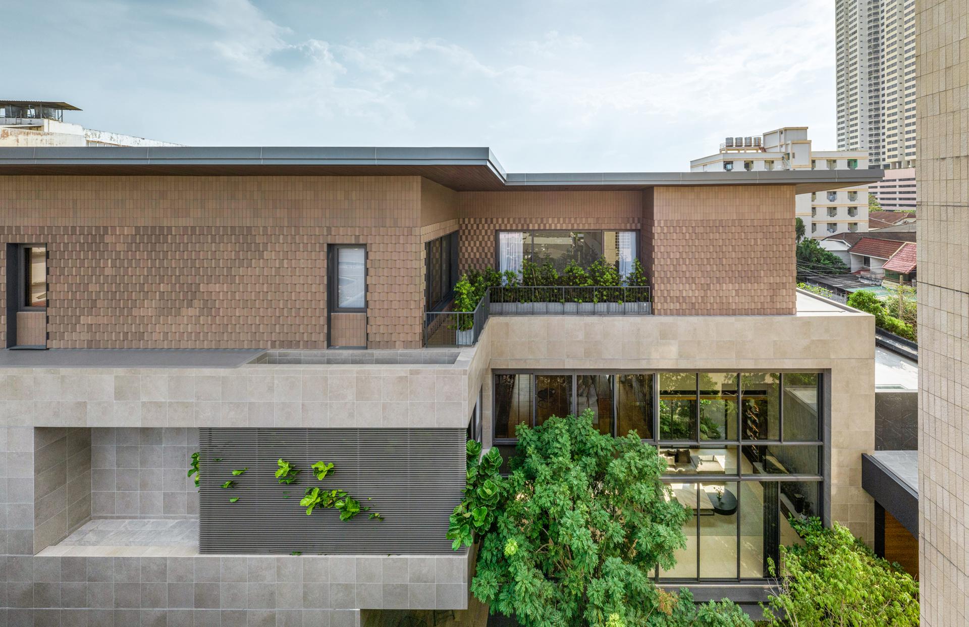 Monow House - image 5