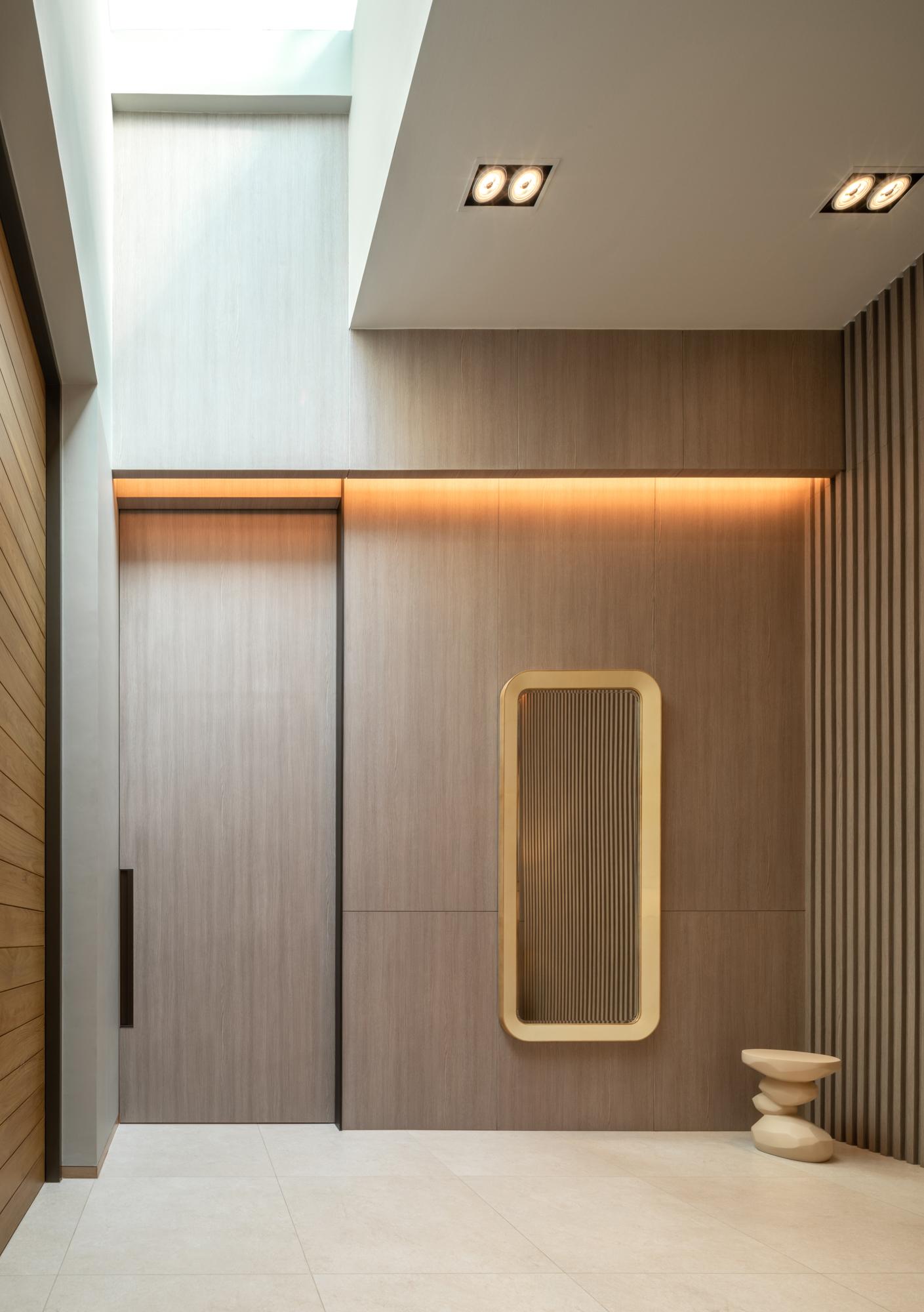 Monow House - image 20