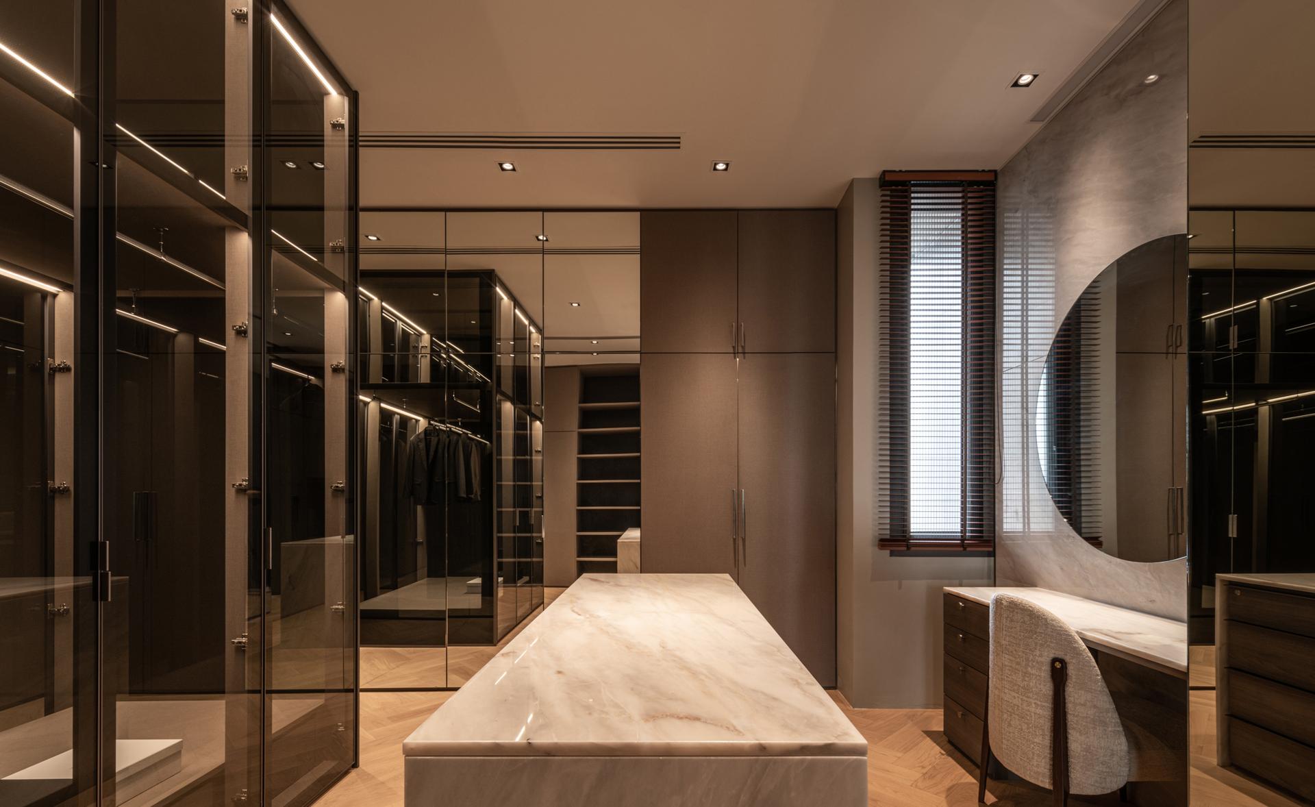 Monow House - image 37