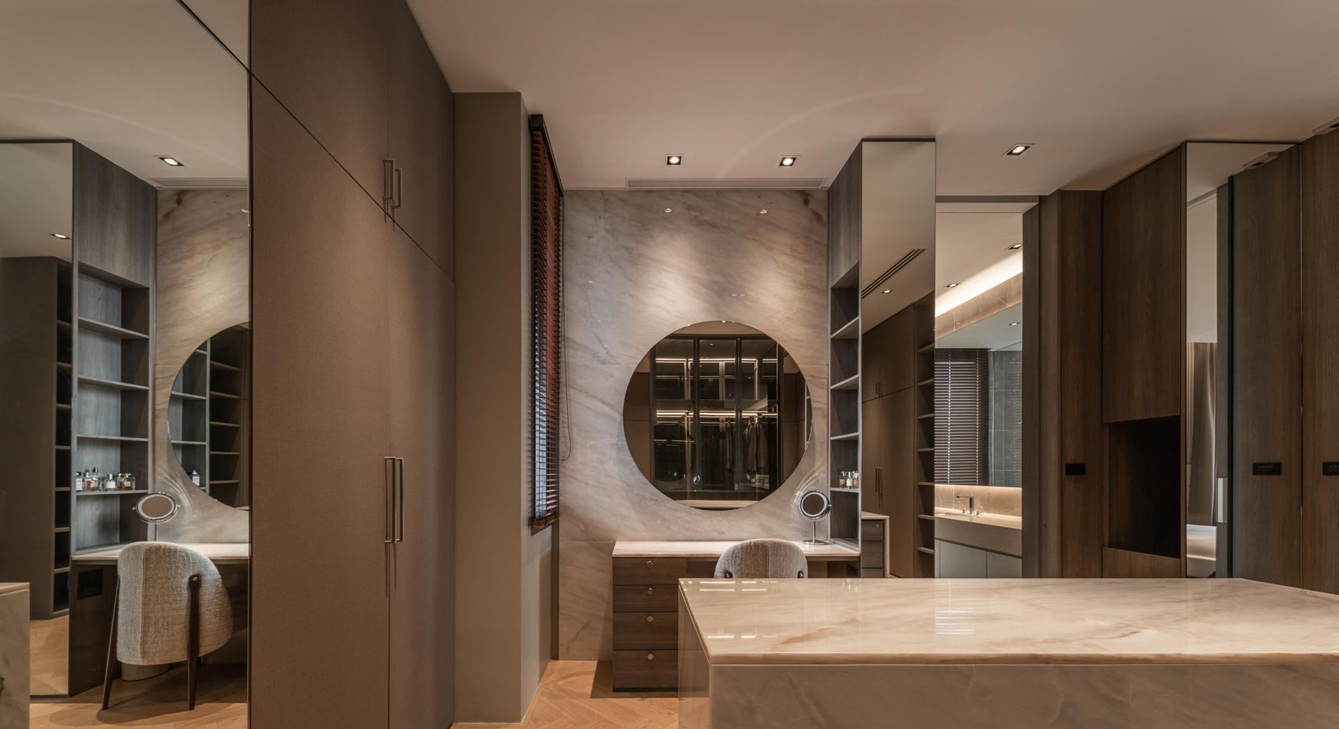 Monow House - image 38