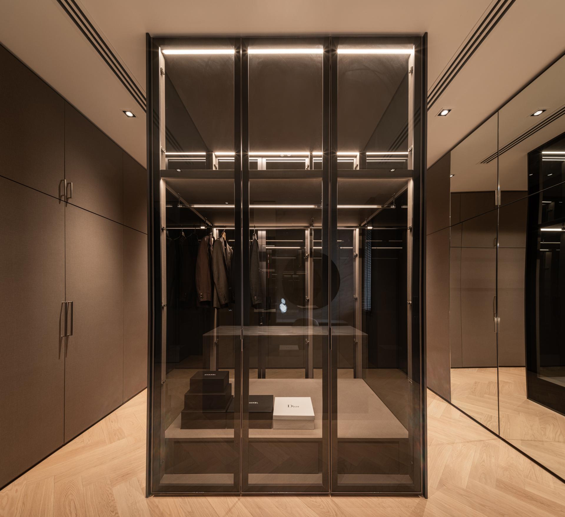 Monow House - image 39