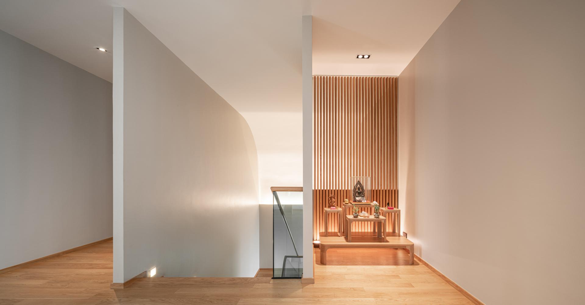 Monow House - image 45