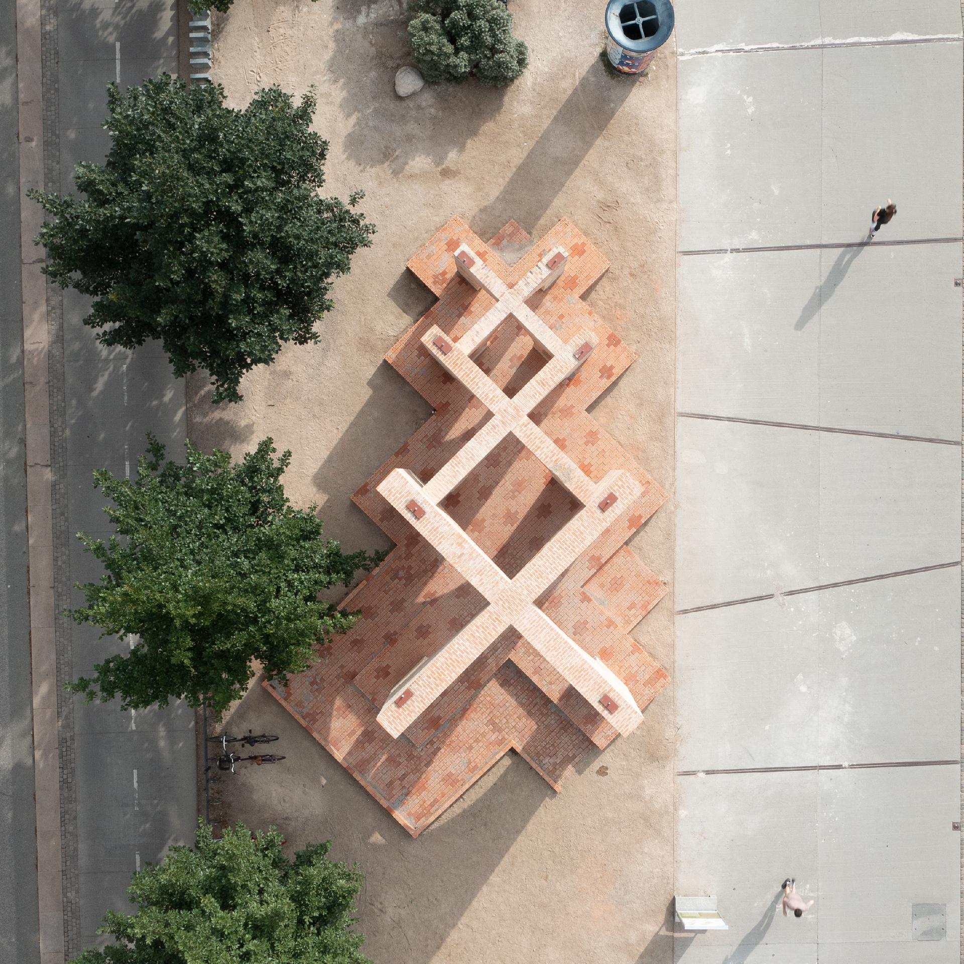 Bricks in Common - image 2