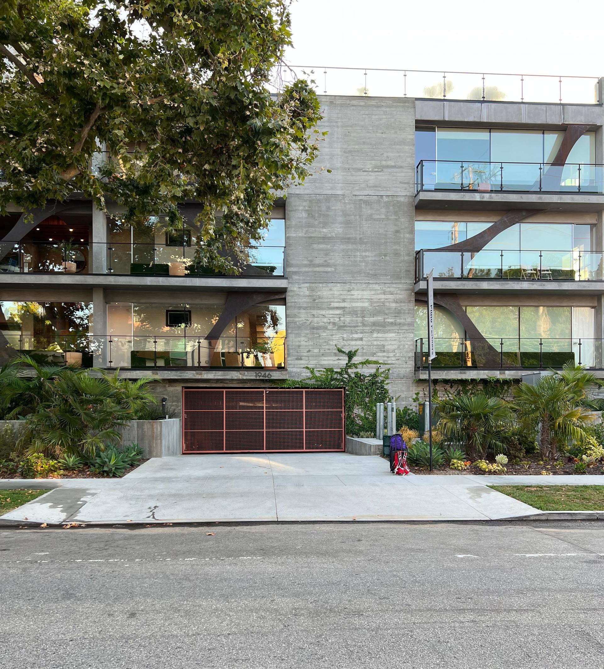 Hide and Seek Apartments - image 14