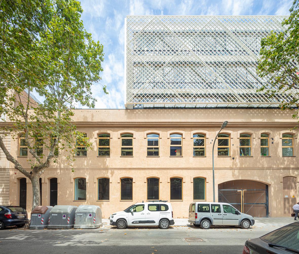 KNEM Offices - image 2