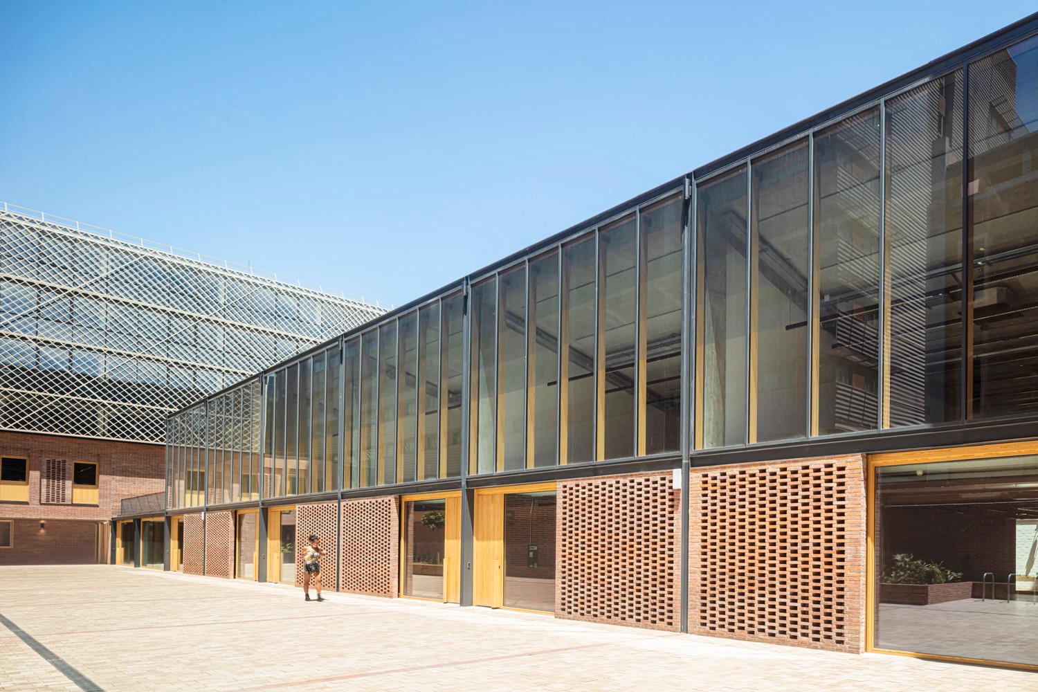 KNEM Offices - image 6