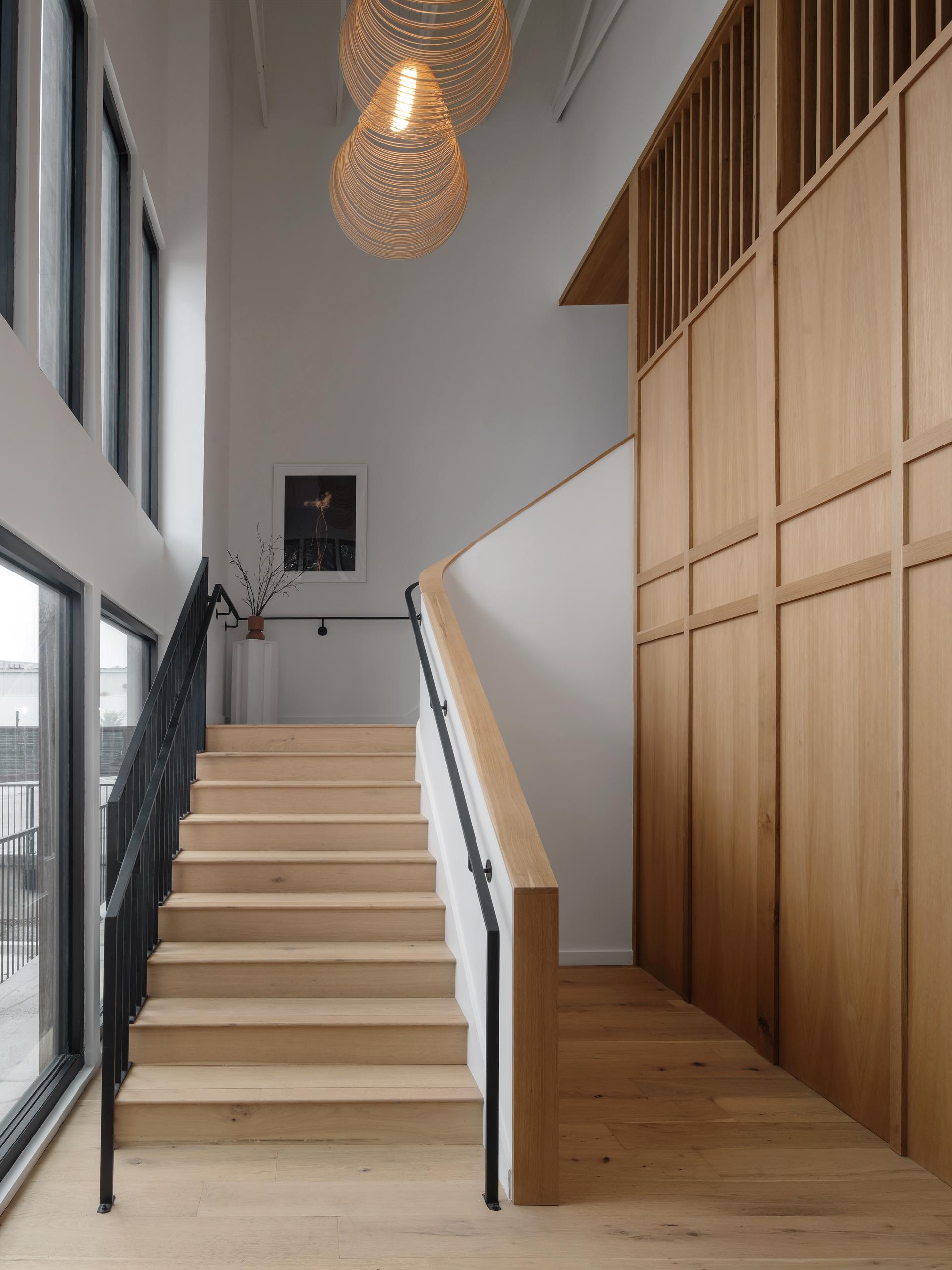 2121 South Lamar - image 4