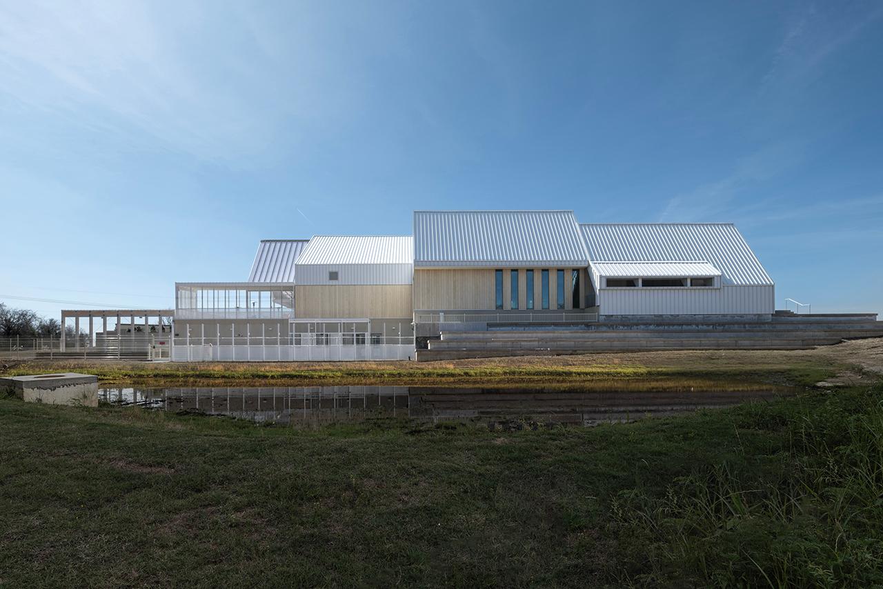 Pet Resource Center - image 9