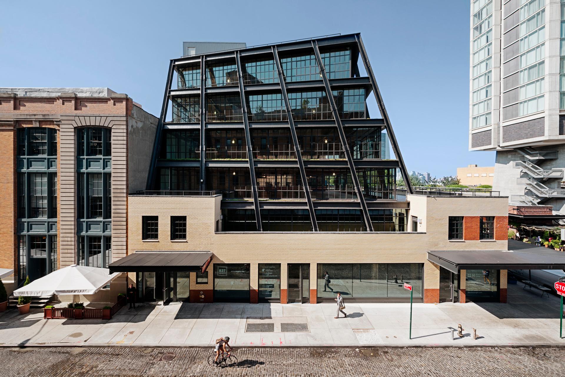 837 Washington - image 3