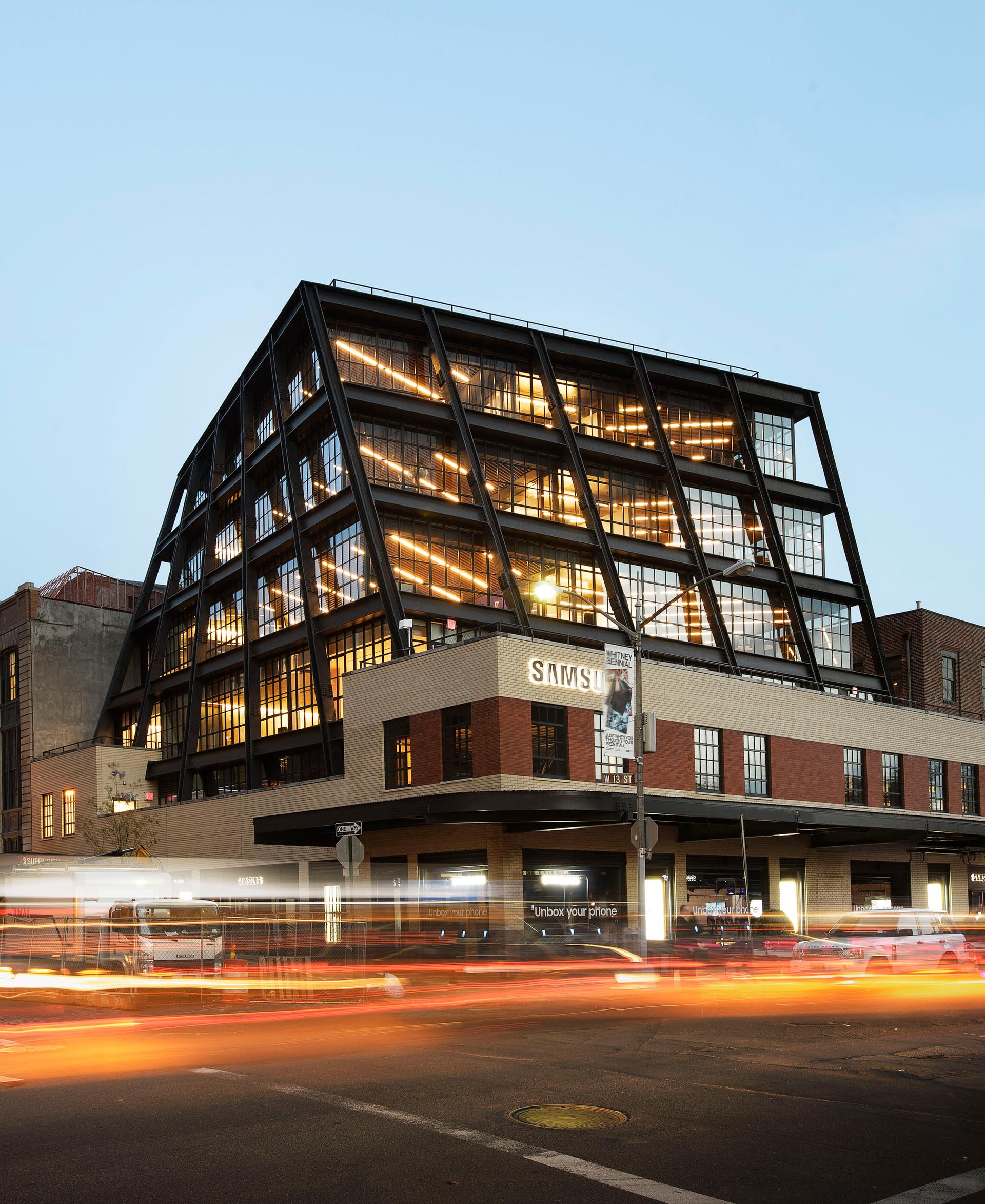 837 Washington - image 2