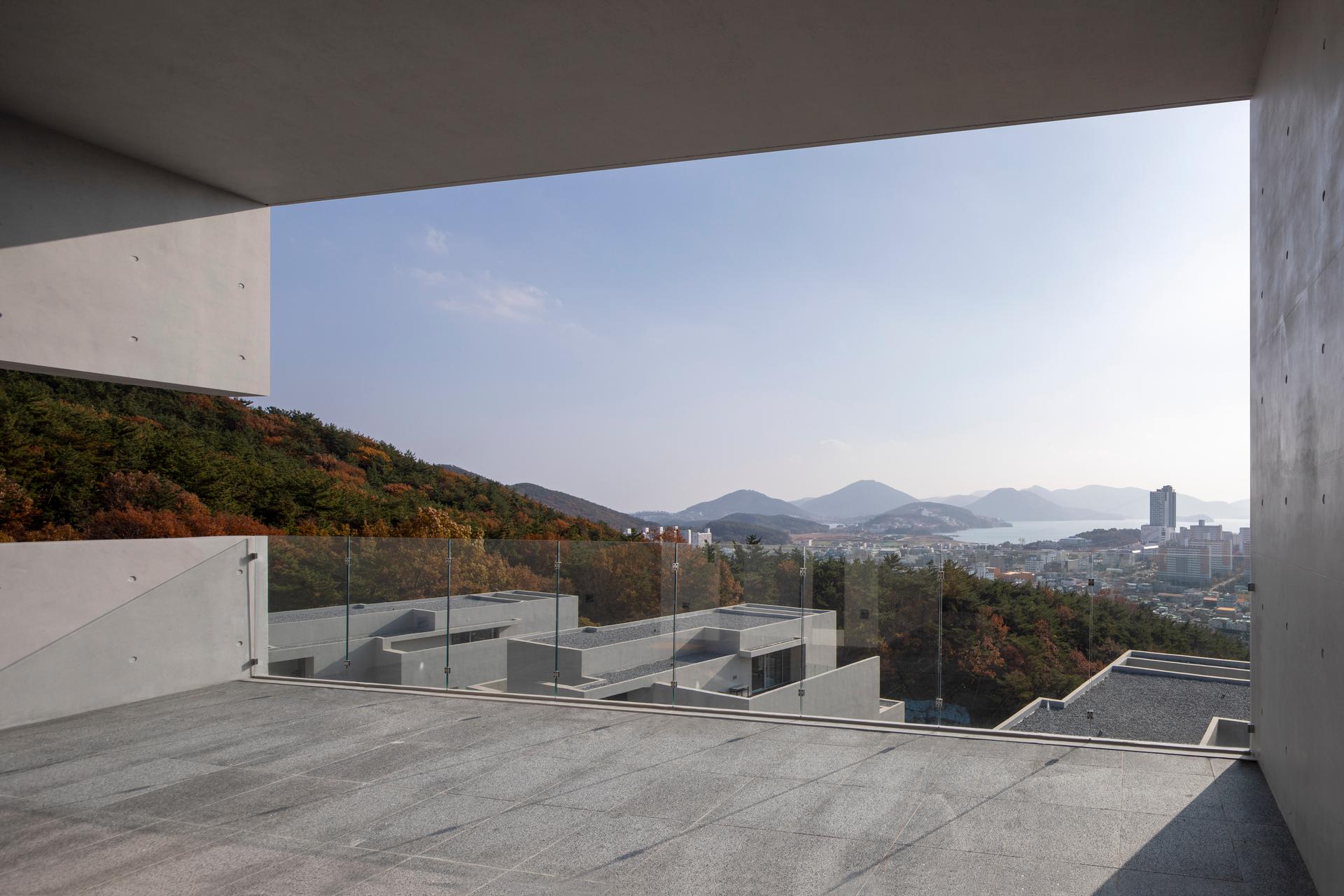 FORT & PORT - image 10