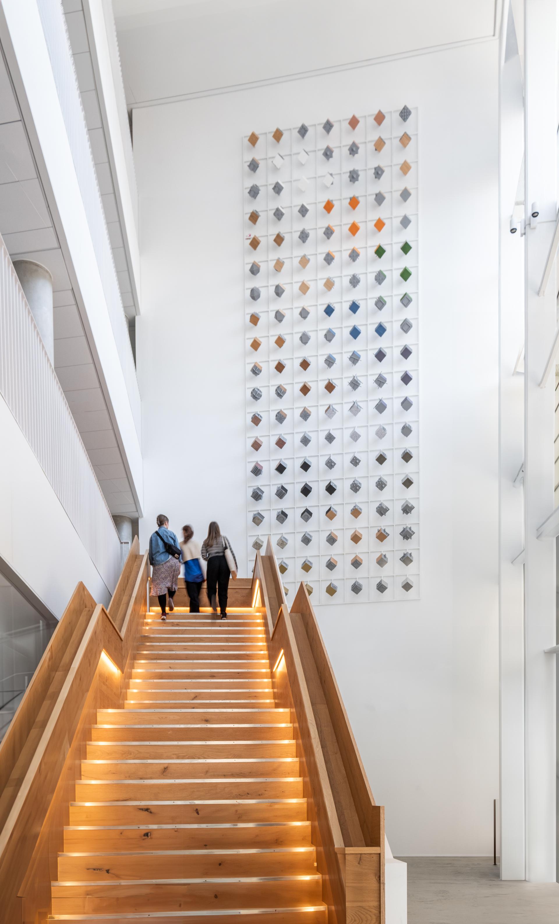Niels Bohr Building - image 13