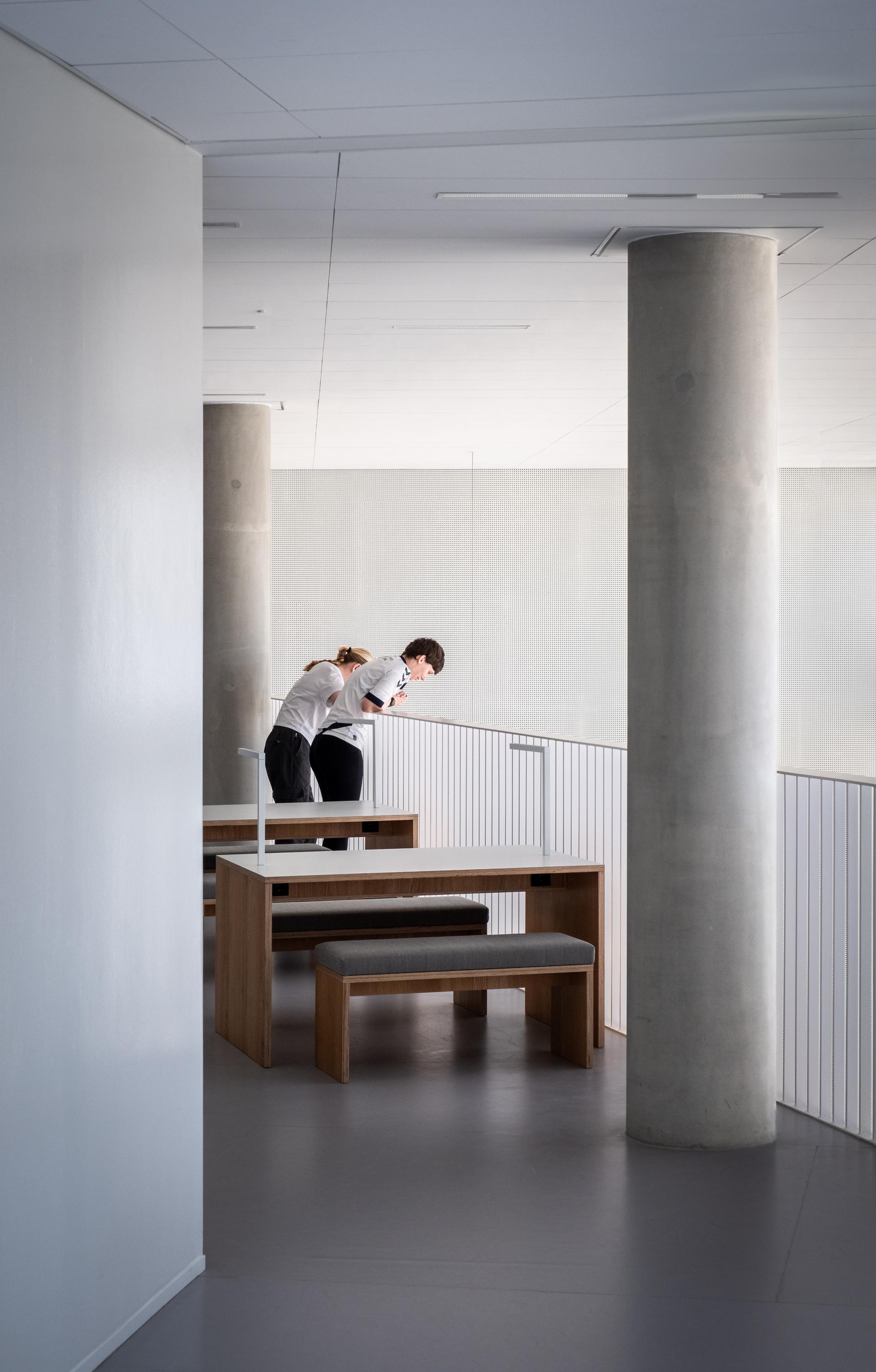 Niels Bohr Building - image 20