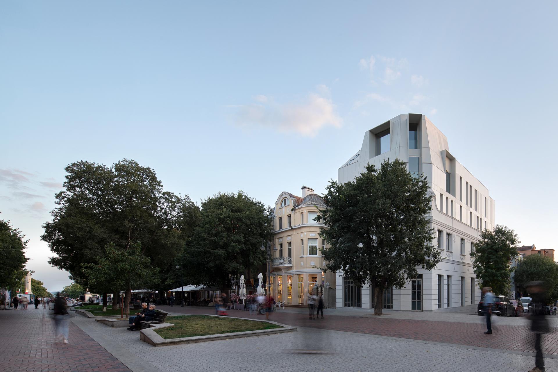 LH - image 4