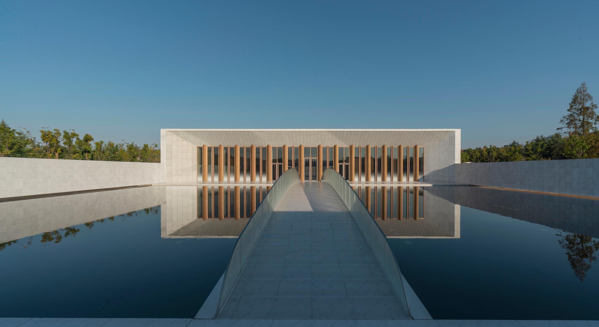 Yanzi Memorial Hall - image 4
