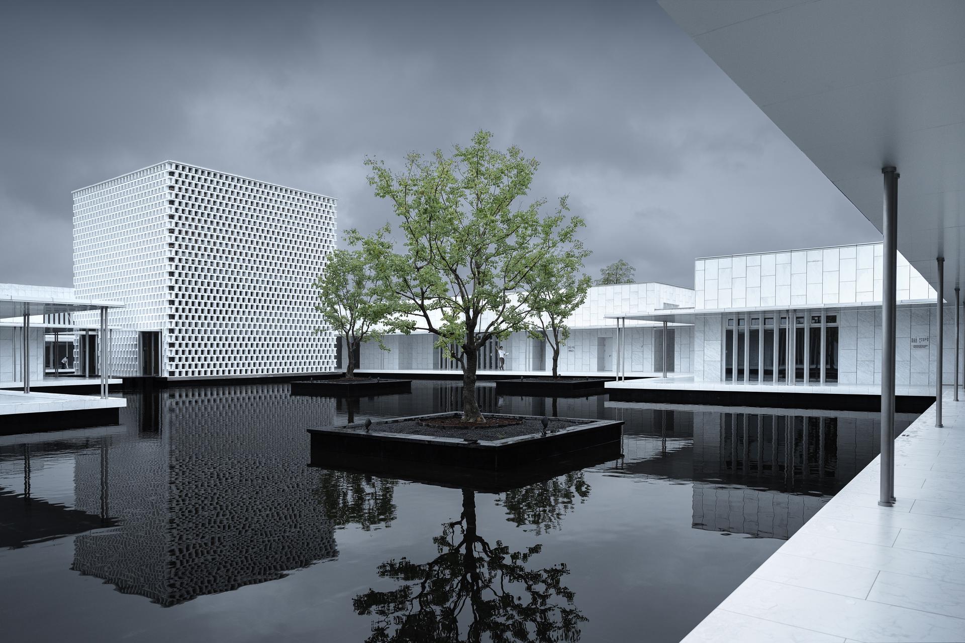 Yanzi Memorial Hall - image 9