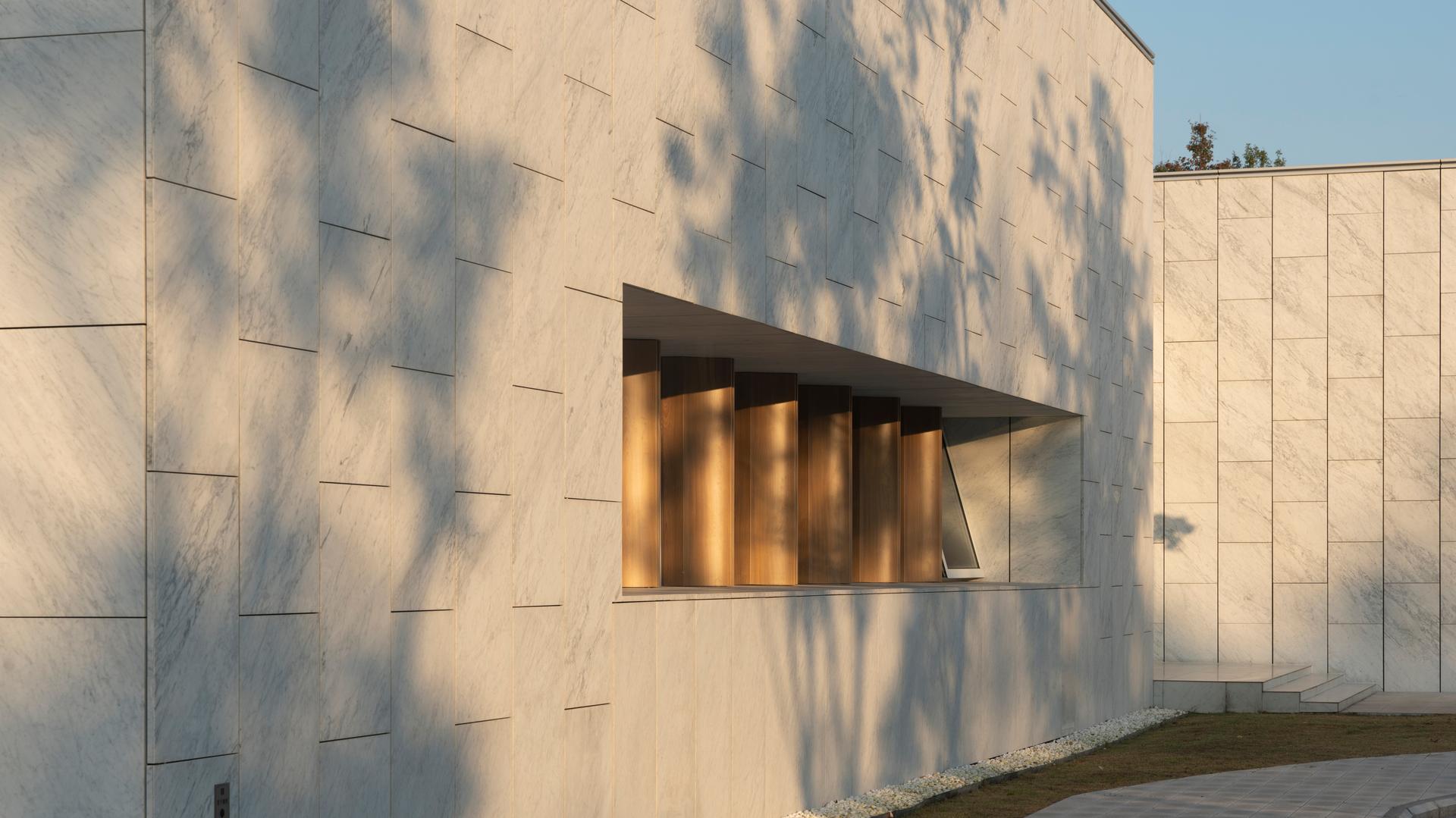 Yanzi Memorial Hall - image 24