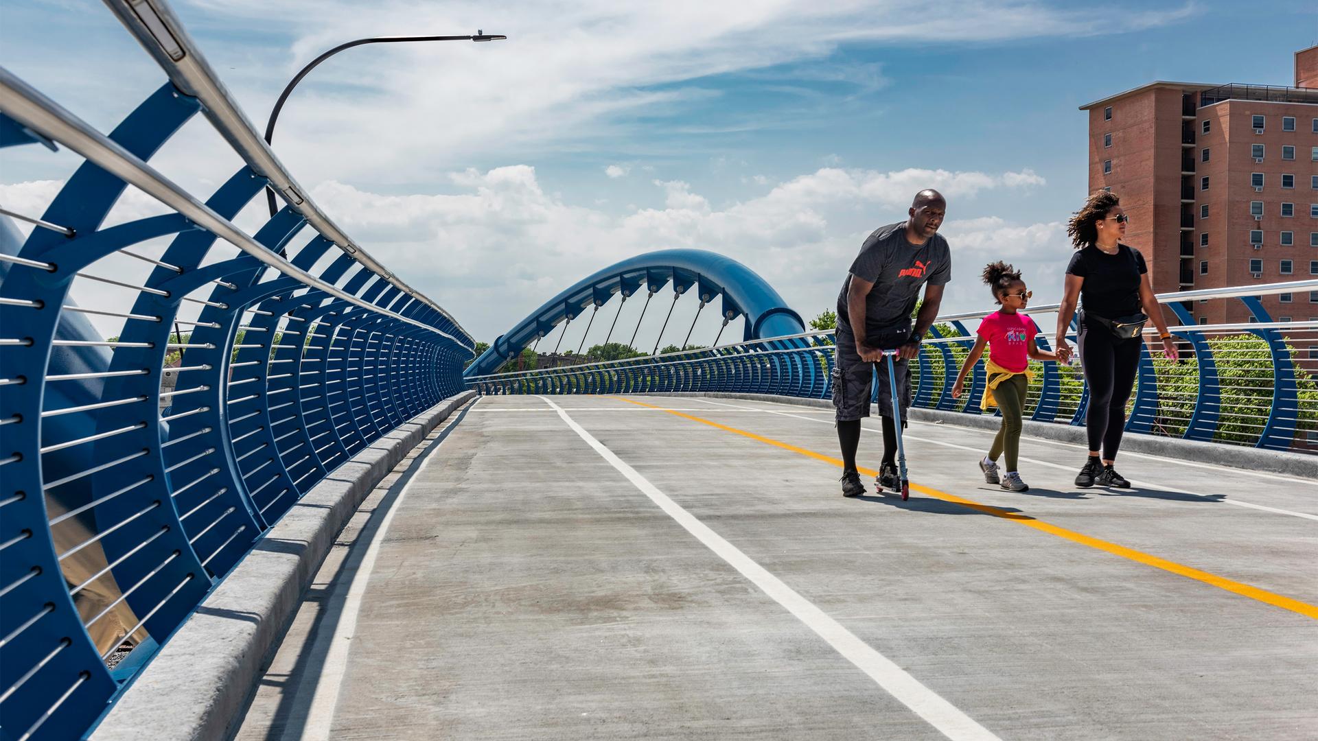 41st and 43rd Street Pedestrian Bridges Chicago - image 8