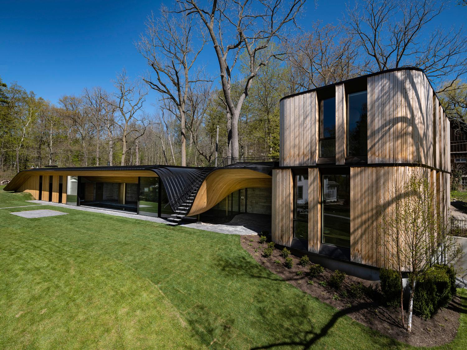 Fold House - image 4