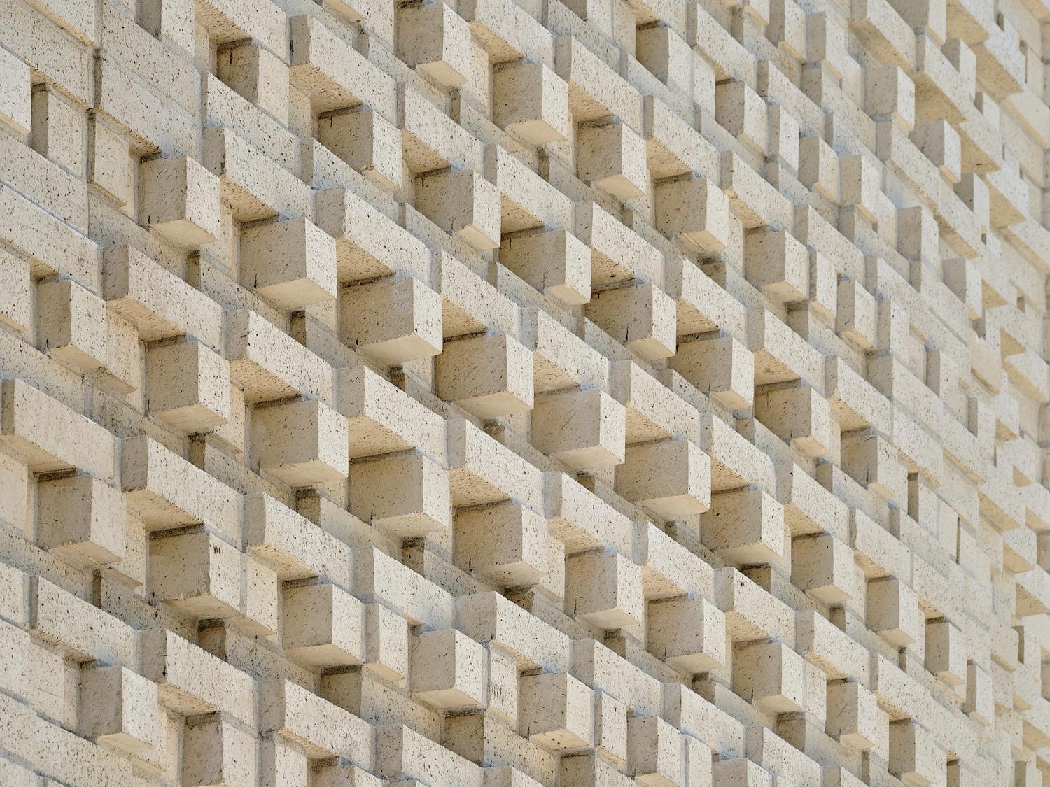 Canvas House - image 5