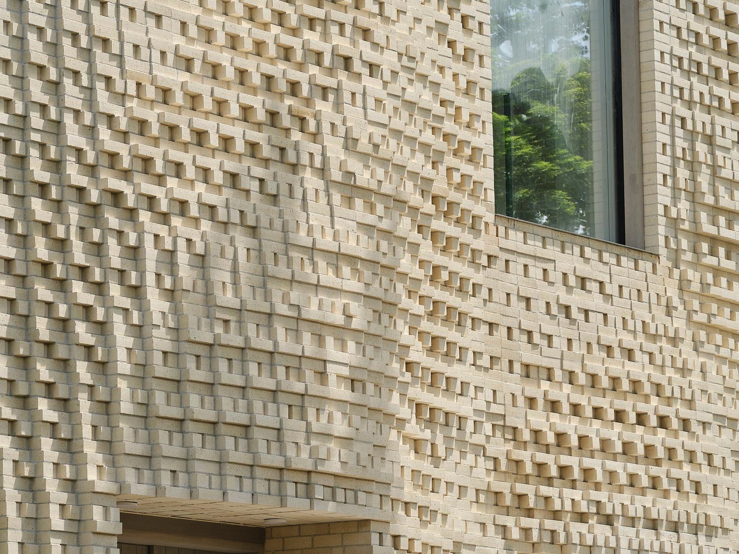 Canvas House