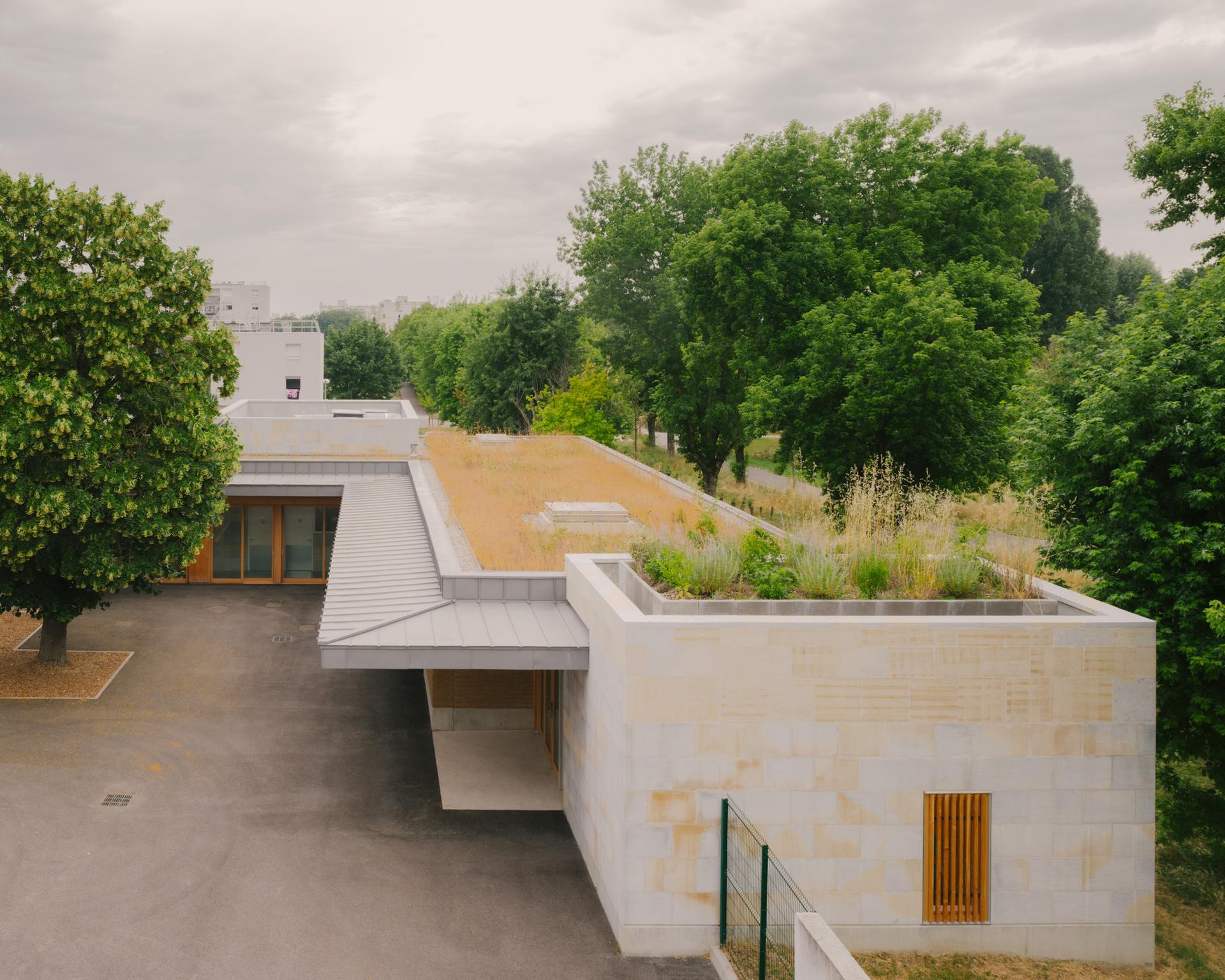 École Primaire Jean Rostand - image 7