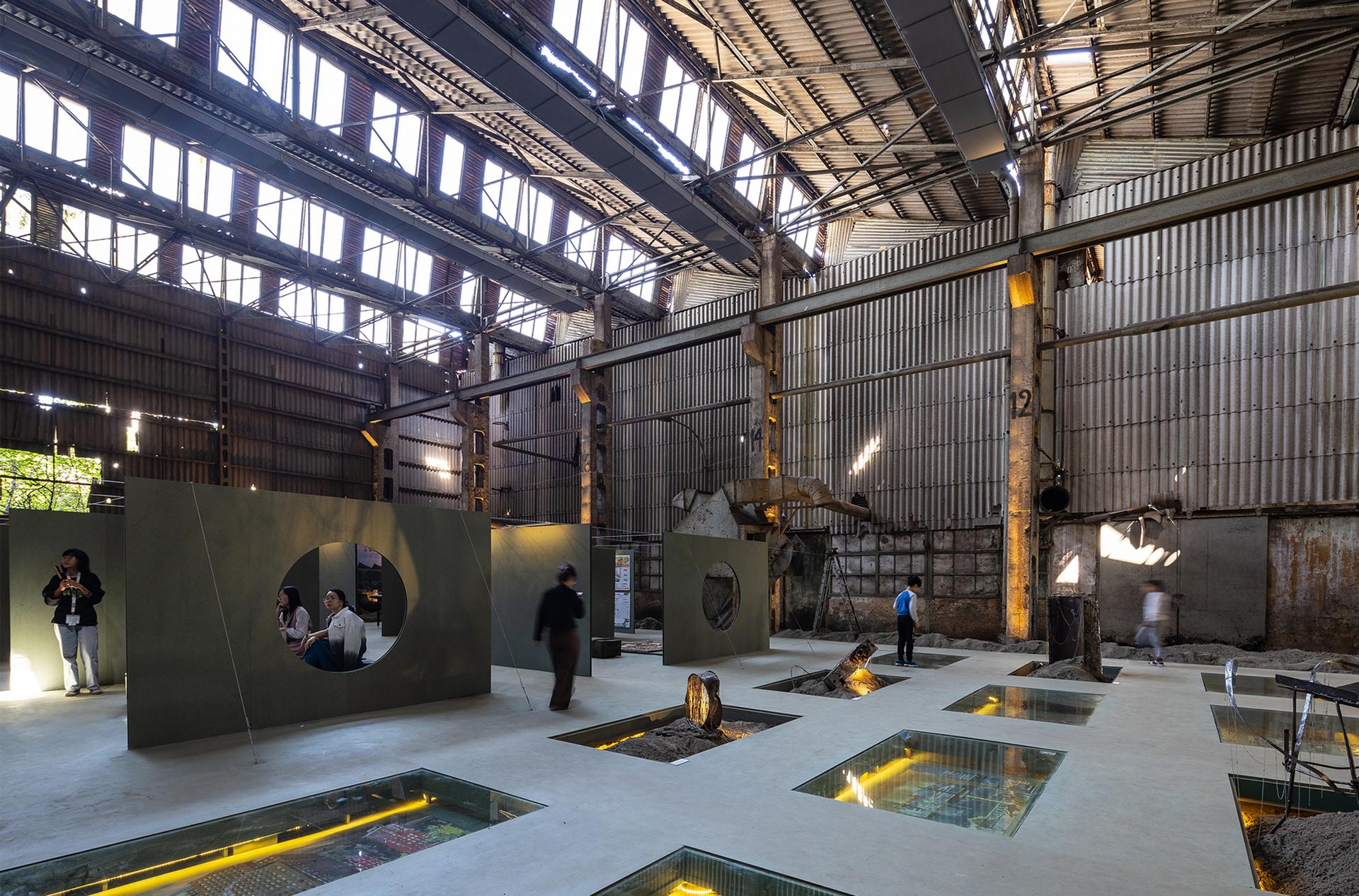 The grid / repurposing industrial heritage - image 18