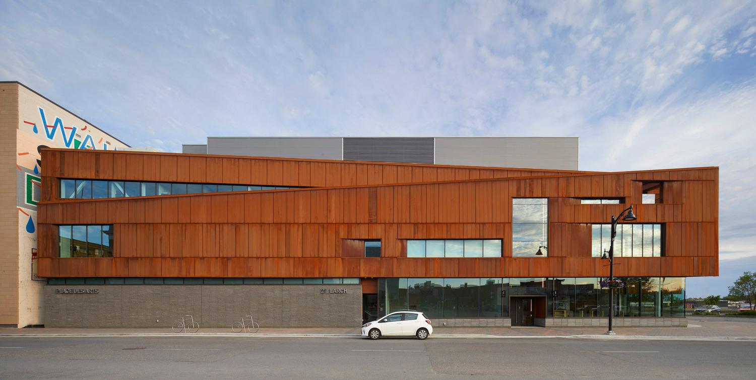 Place des Arts - image 13