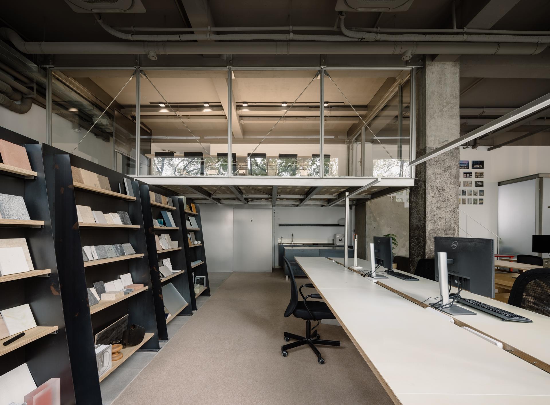 say architects Community Office - image 10