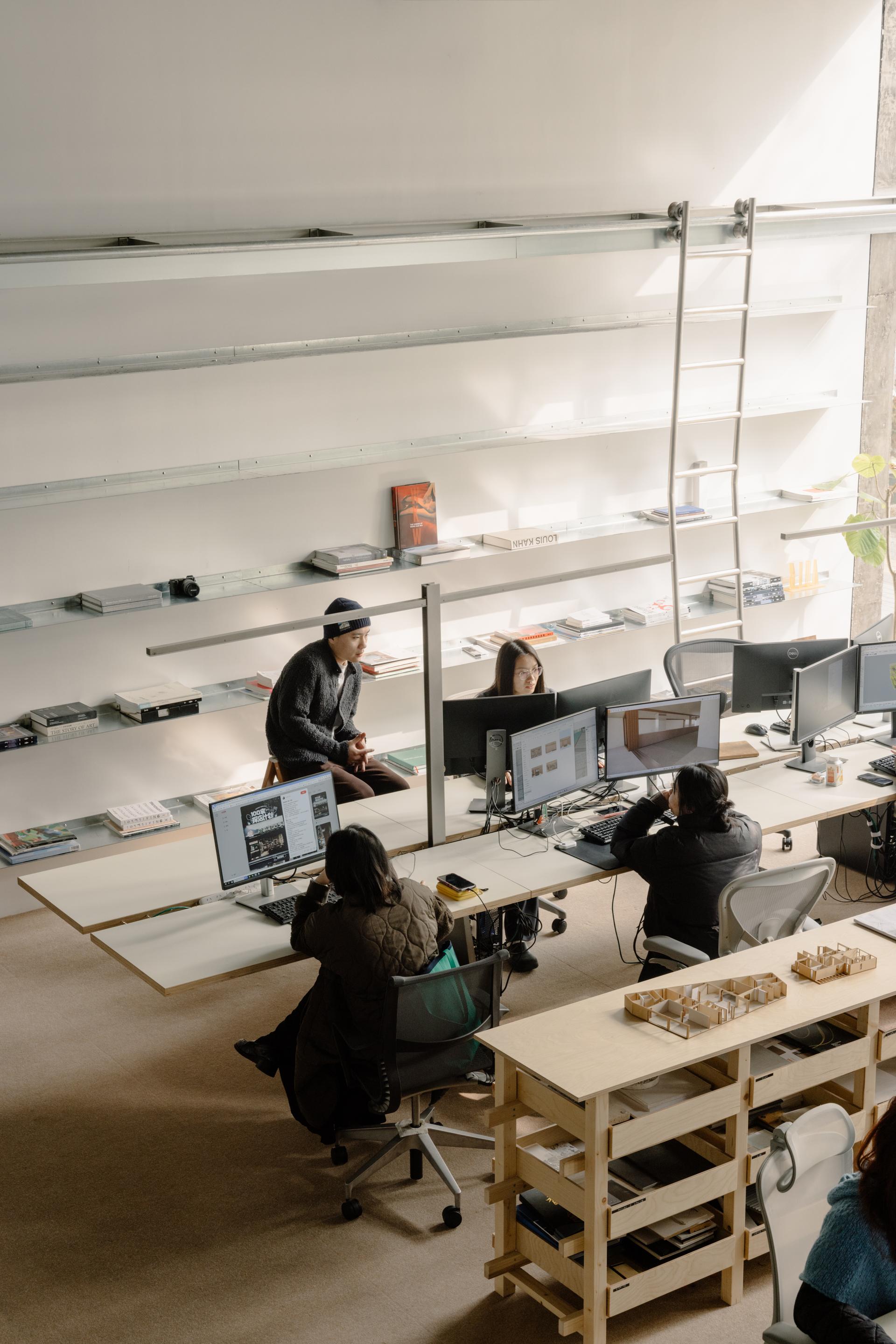 say architects Community Office - image 12