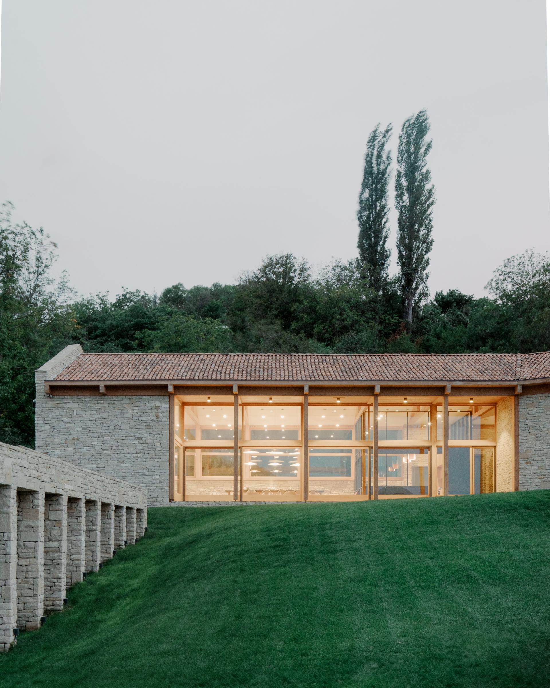 Private House in Tvaladi - image 4