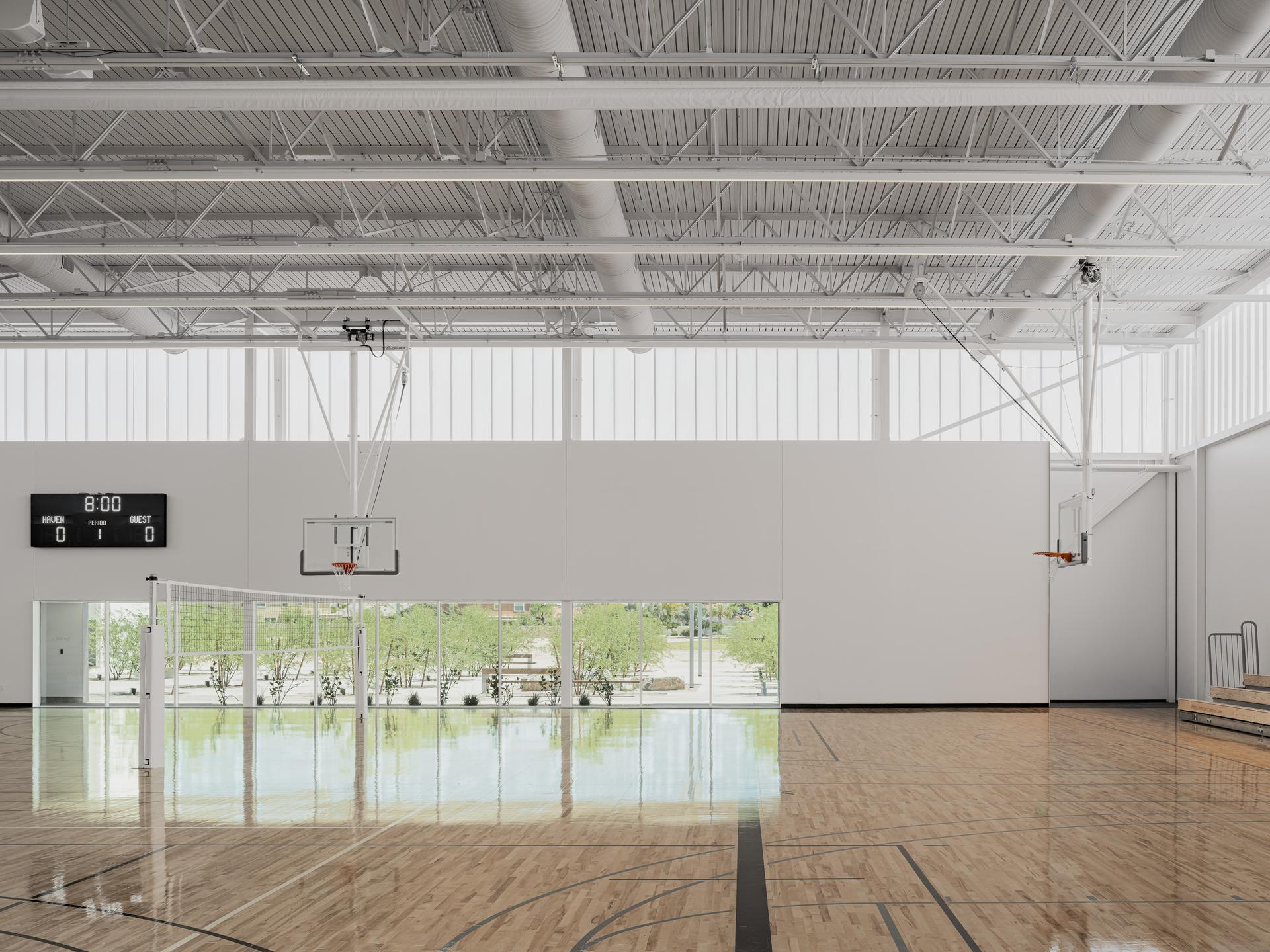 haven gymnasium - image 7