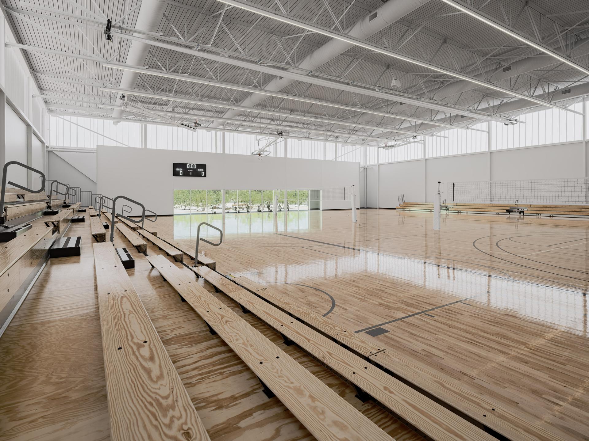 haven gymnasium - image 12