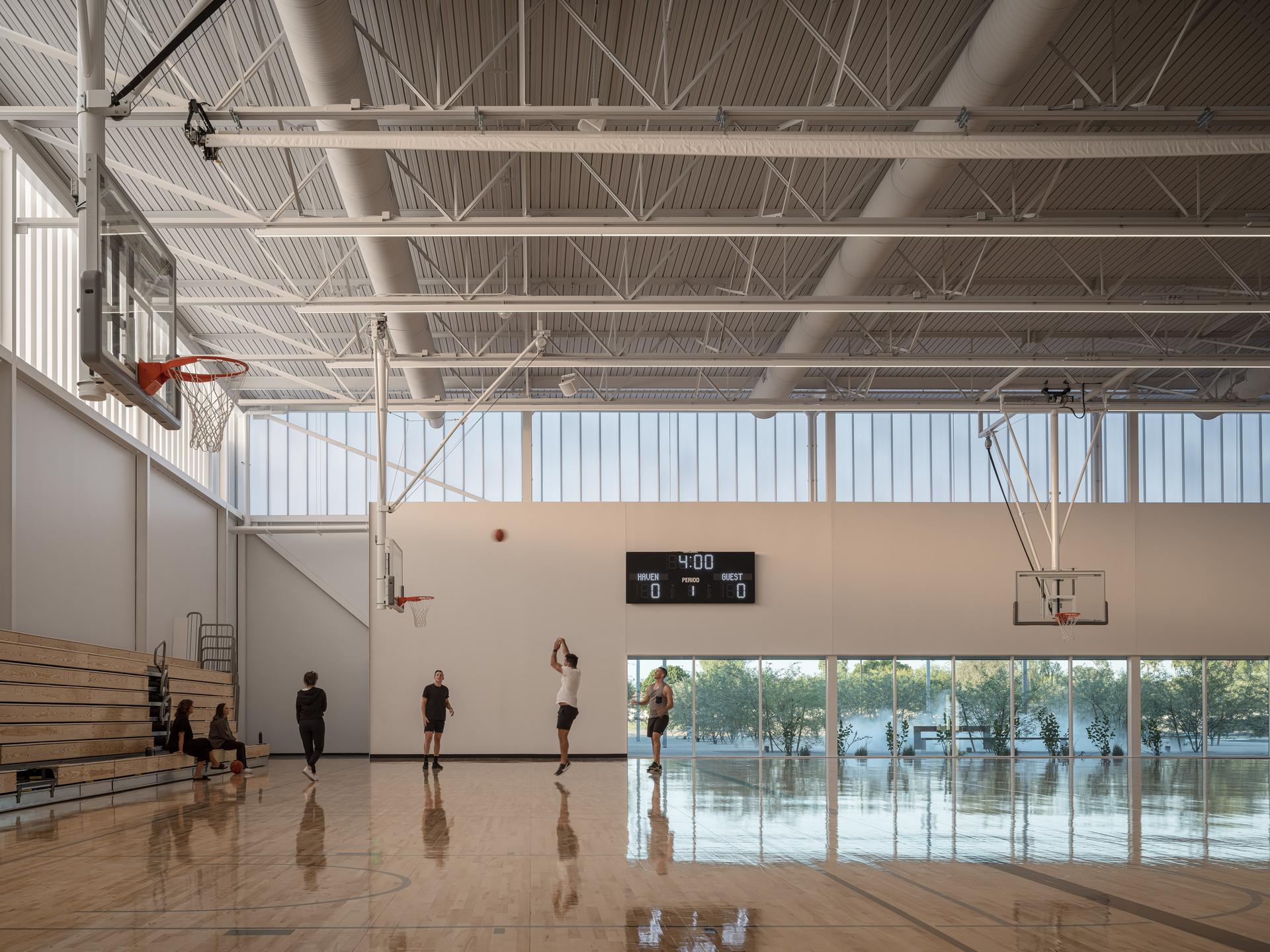 haven gymnasium - image 14