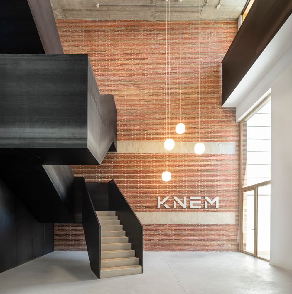KNEM Offices - image 16