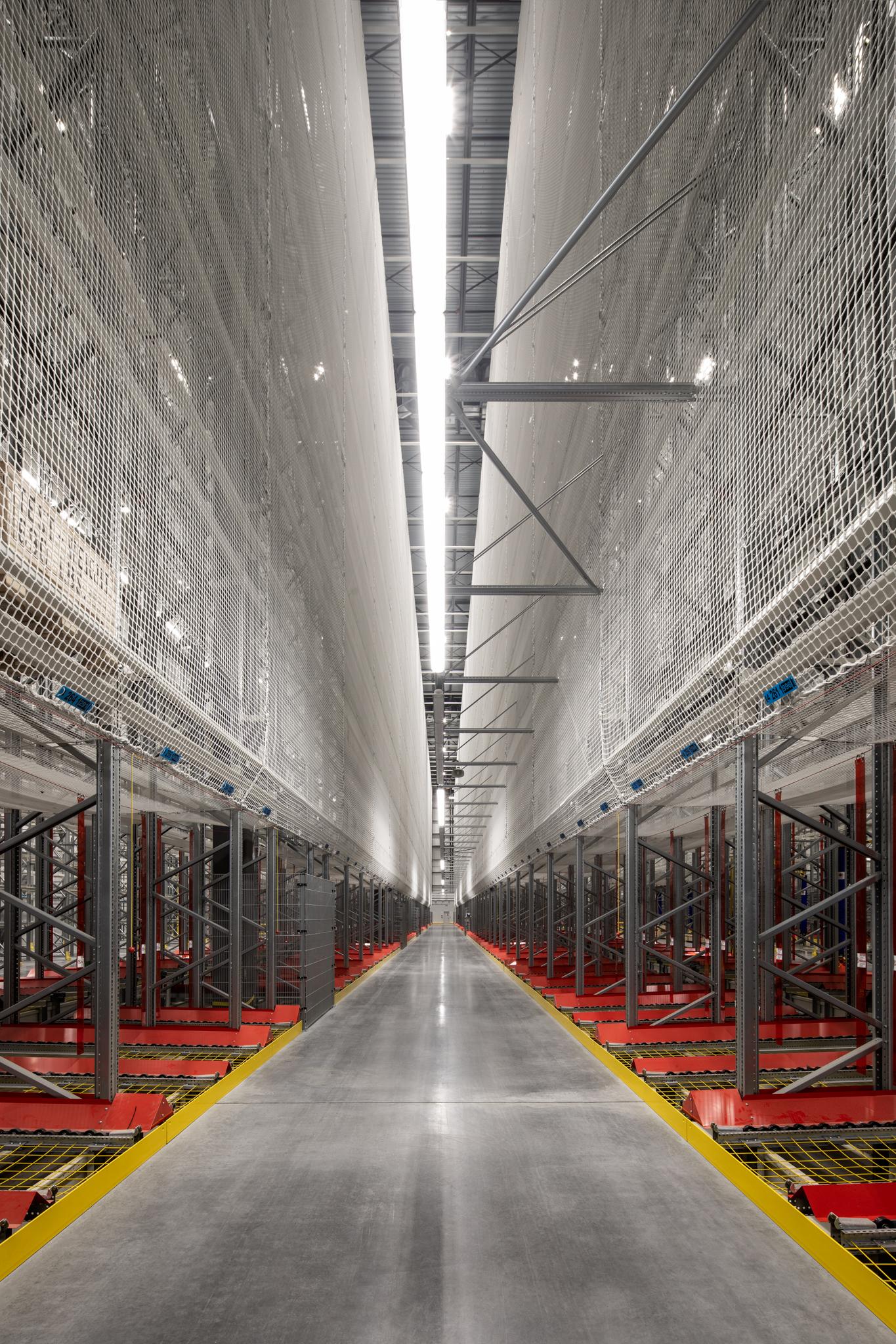 METRO Distribution Centre - image 22