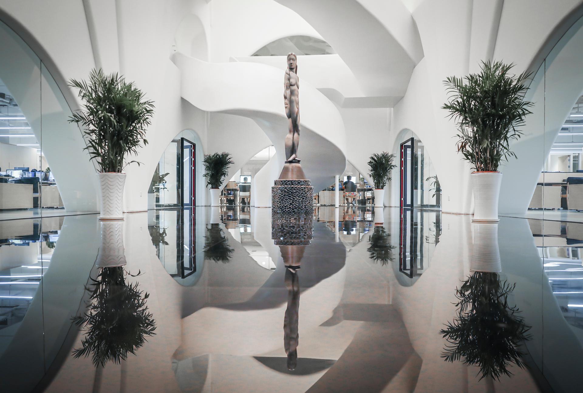Marisfrolg Fashion Campus - image 22