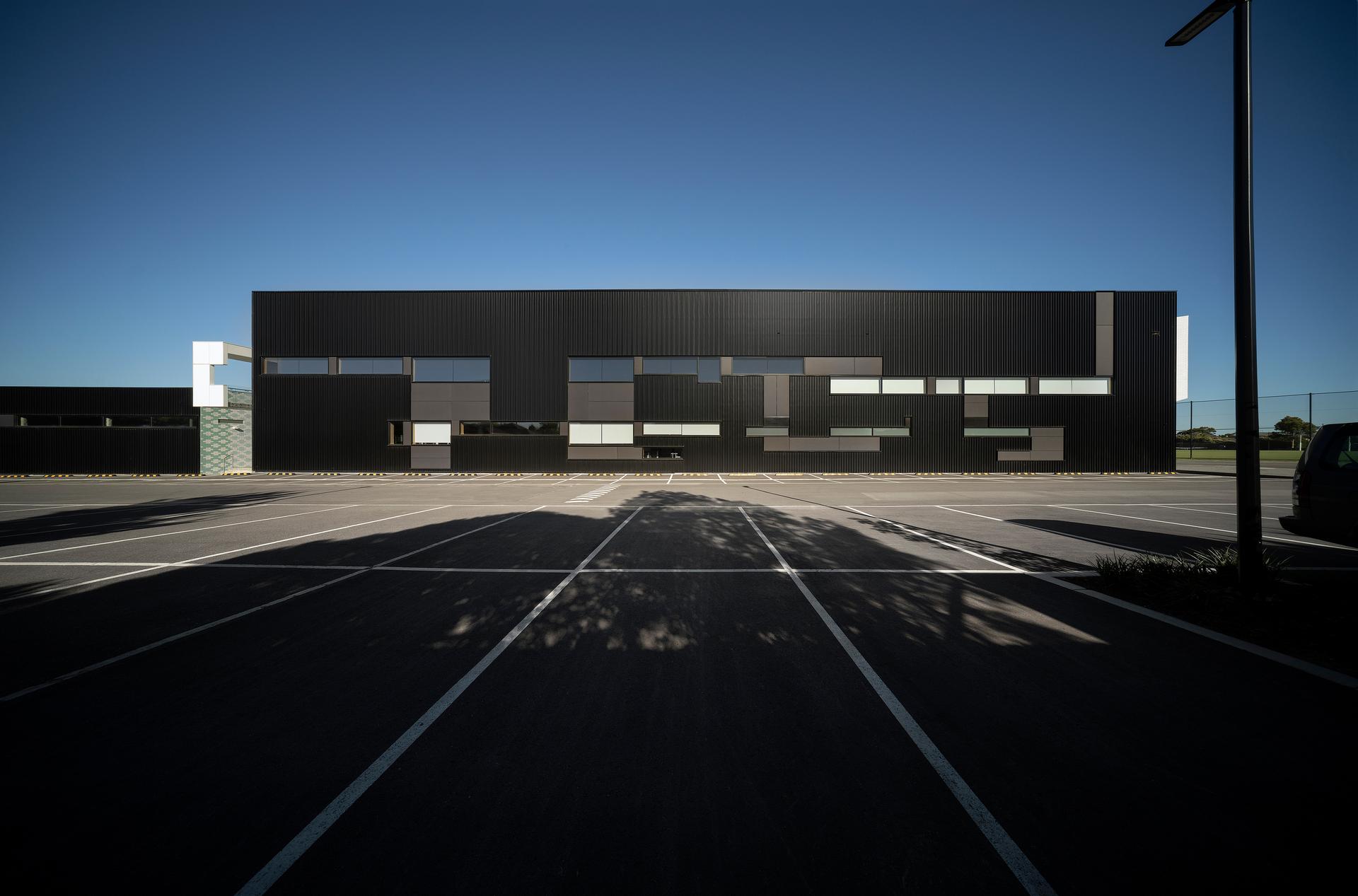 PEGS Gymnasium - image 3