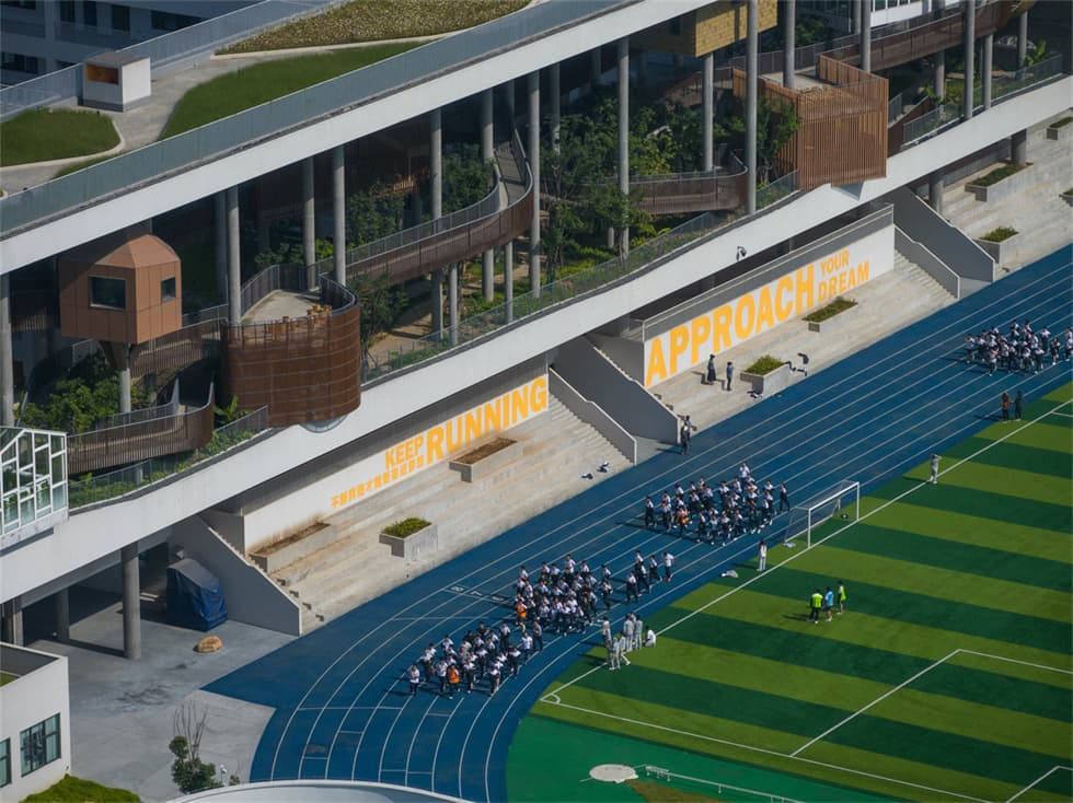 Huizhen High School - image 7