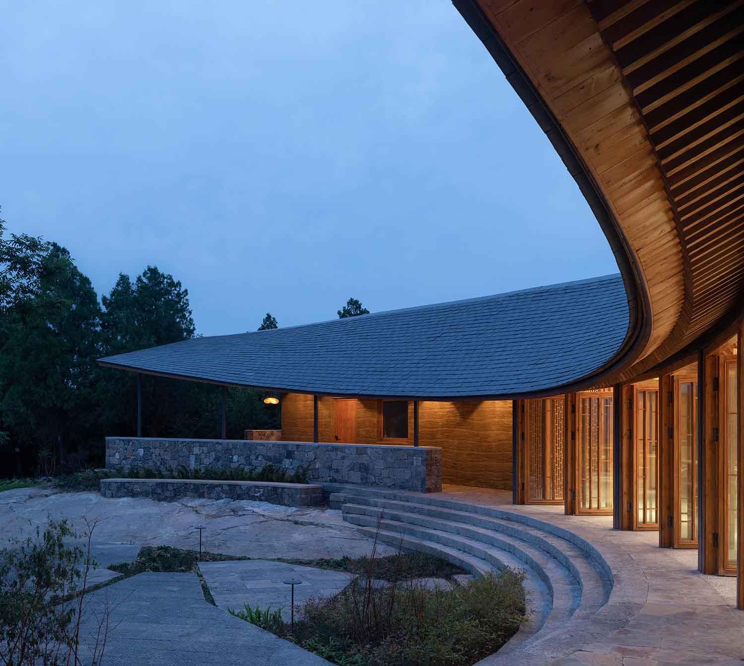 Dapi Mountain Pavilion - image 11