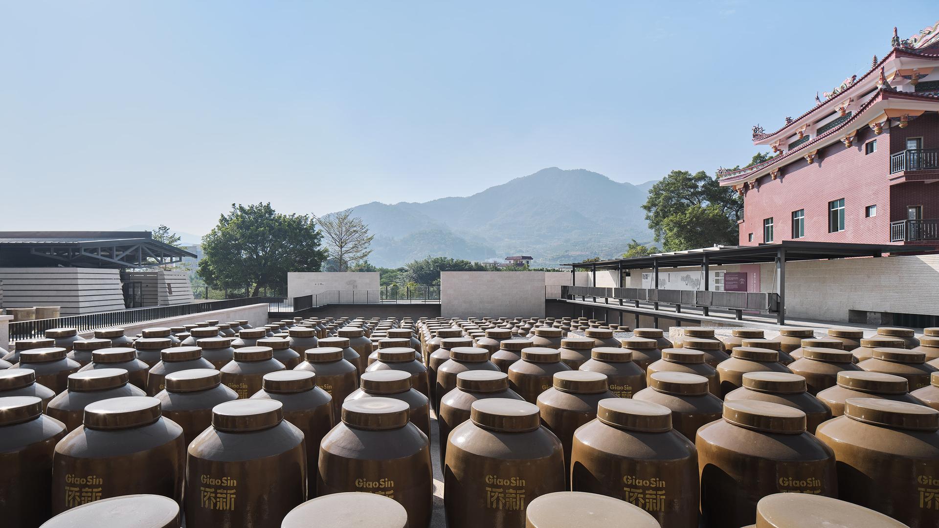 Sightseeing Factory of Yongchun Red Vinegar - image 4
