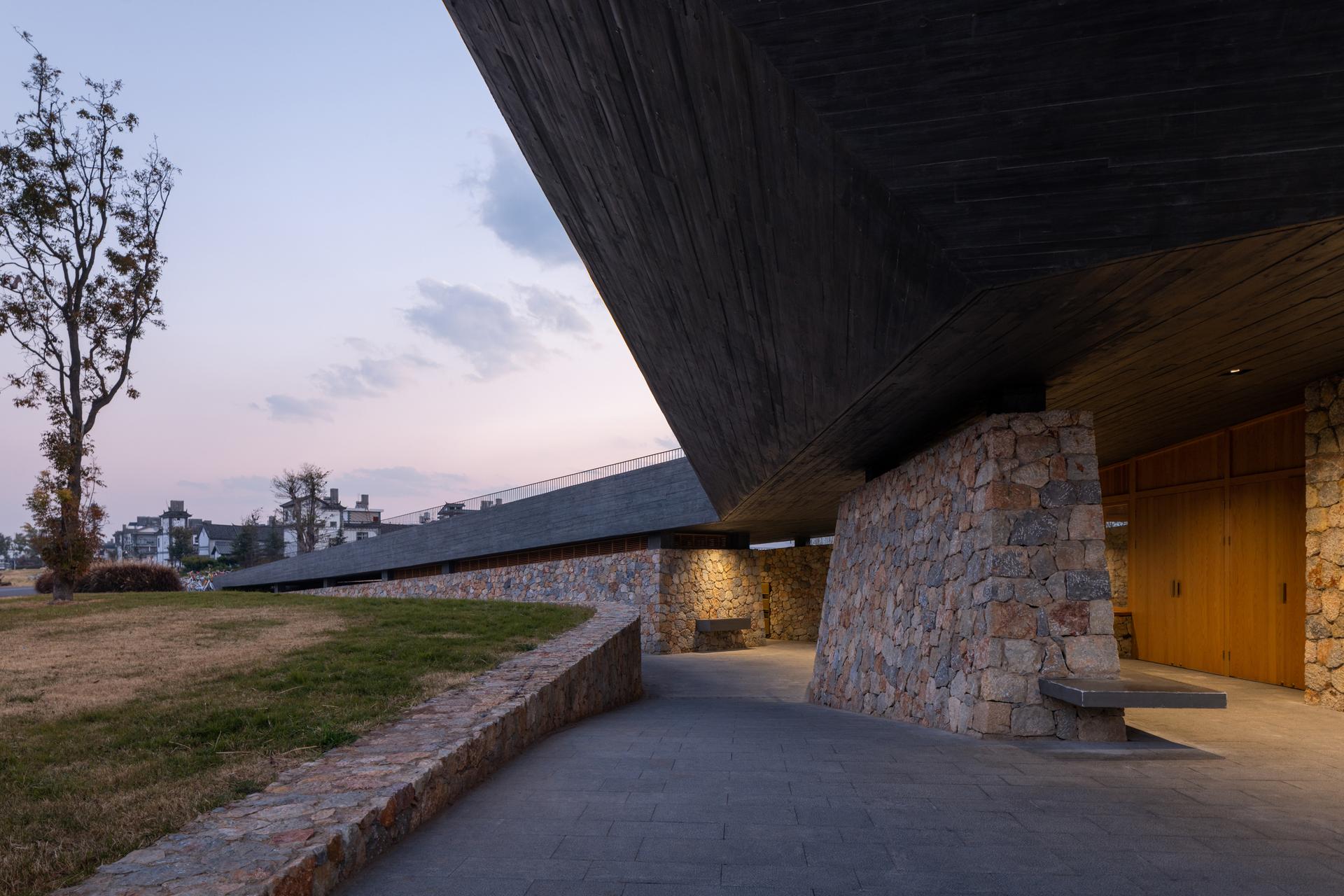 Dali Erhai Lake Ecological Rest Station - image 6